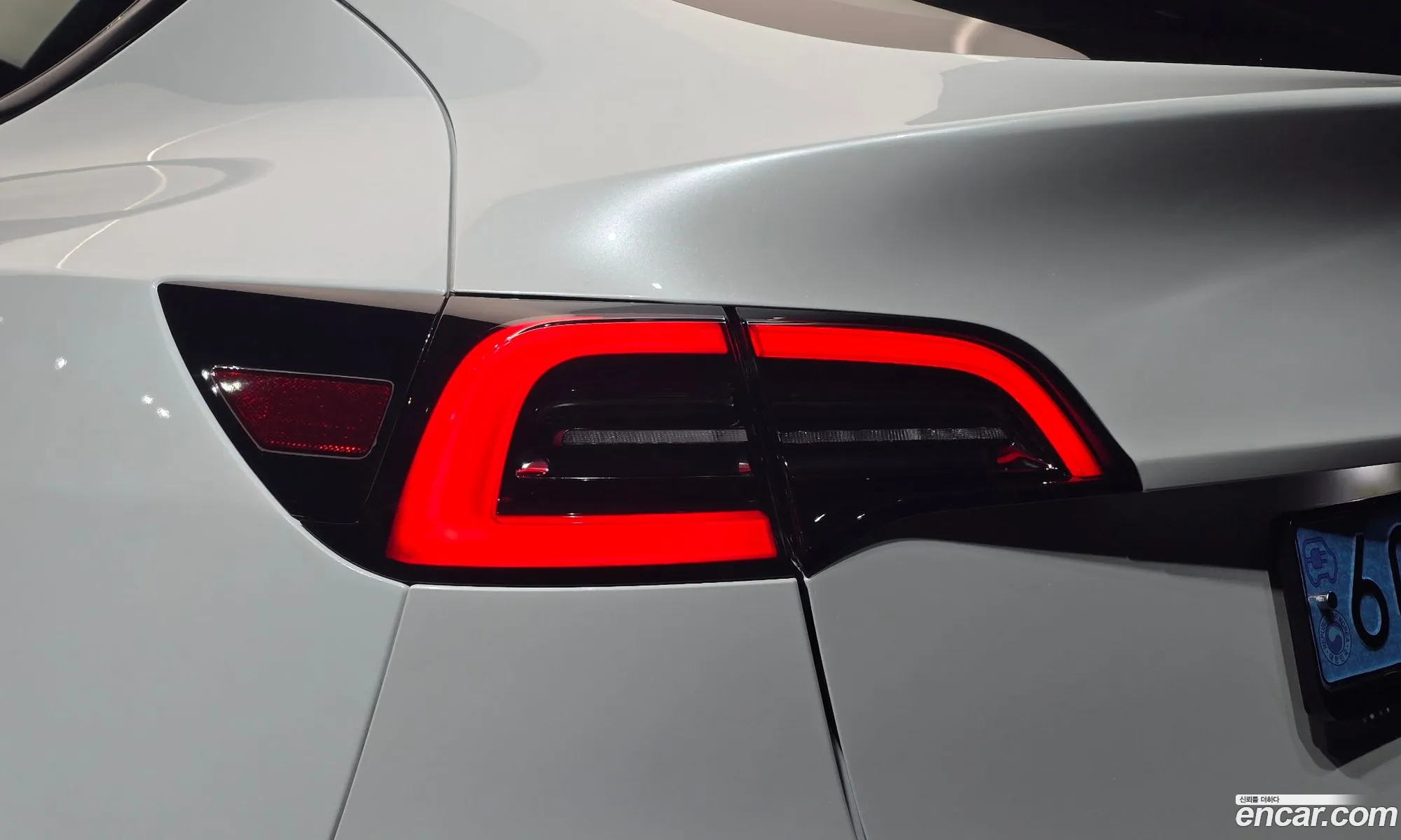 Tesla Model Y 2023 — 9