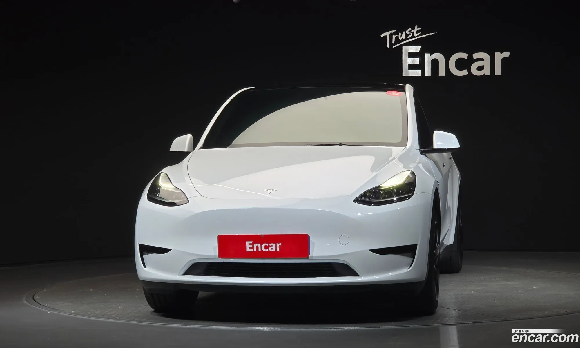Tesla Model Y 2023 — 5