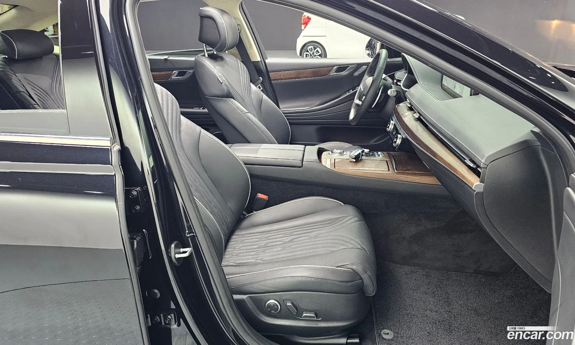 Genesis G80 2023 — 20
