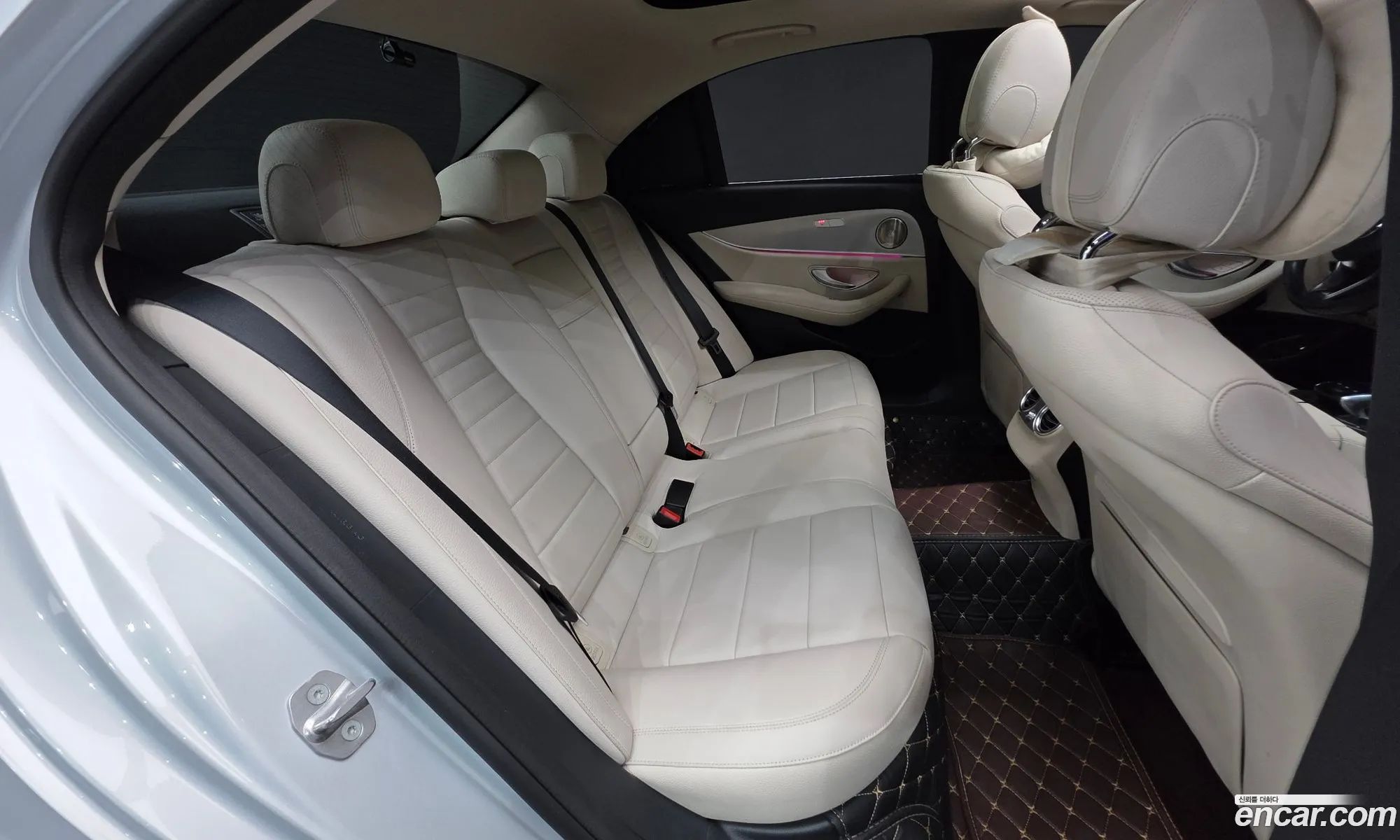 Mercedes-Benz E-Class W213 2017 WDDZF4JB1HA291701 — 13