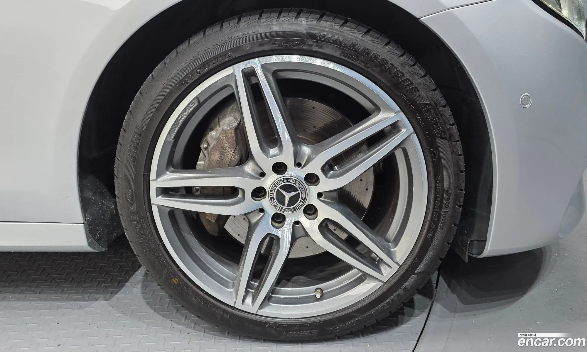 Mercedes-Benz E-Class W213 2017 WDDZF4JB1HA291701 — 10