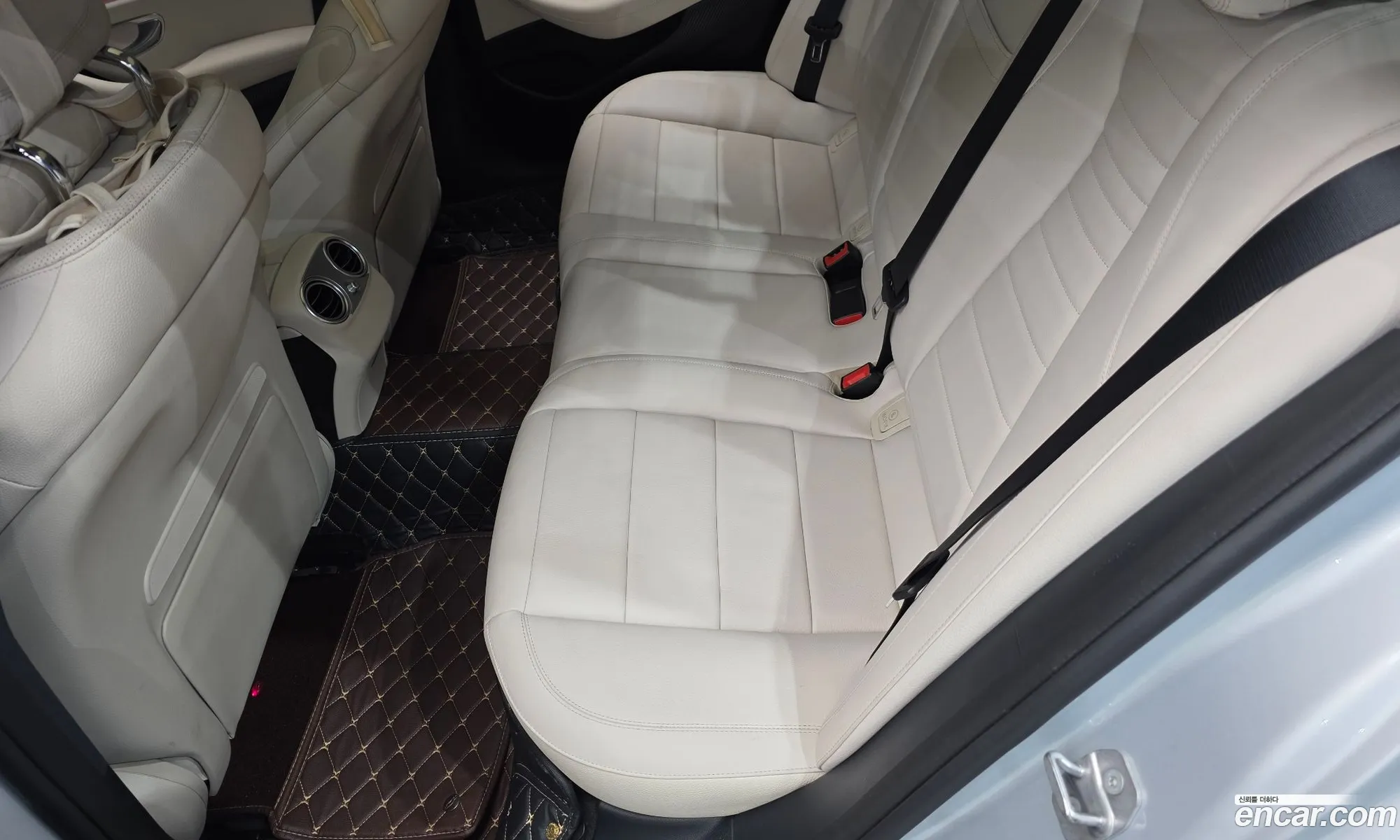 Mercedes-Benz E-Class W213 2017 WDDZF4JB1HA291701 — 6