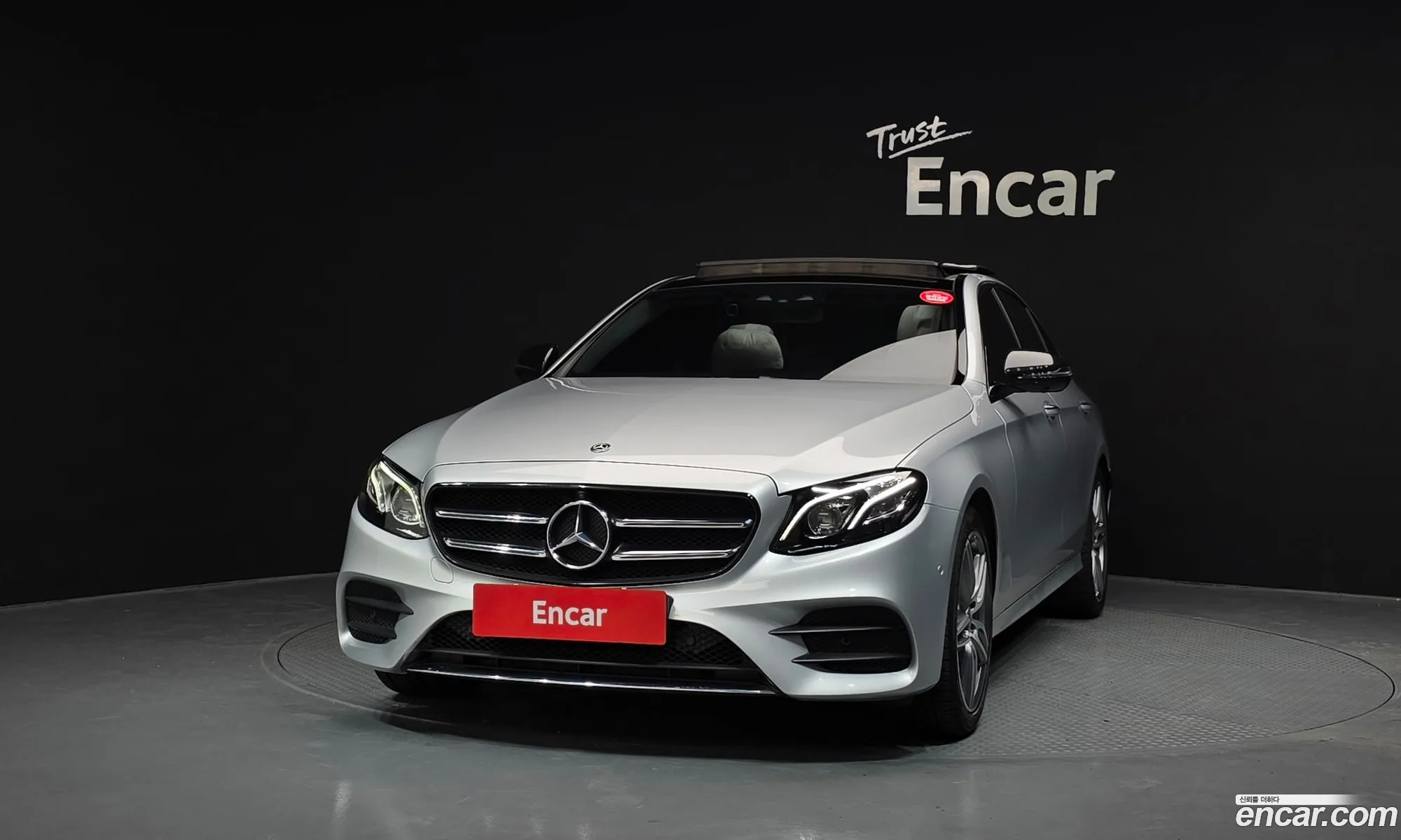 Mercedes-Benz E-Class W213 2017 WDDZF4JB1HA291701 — 11