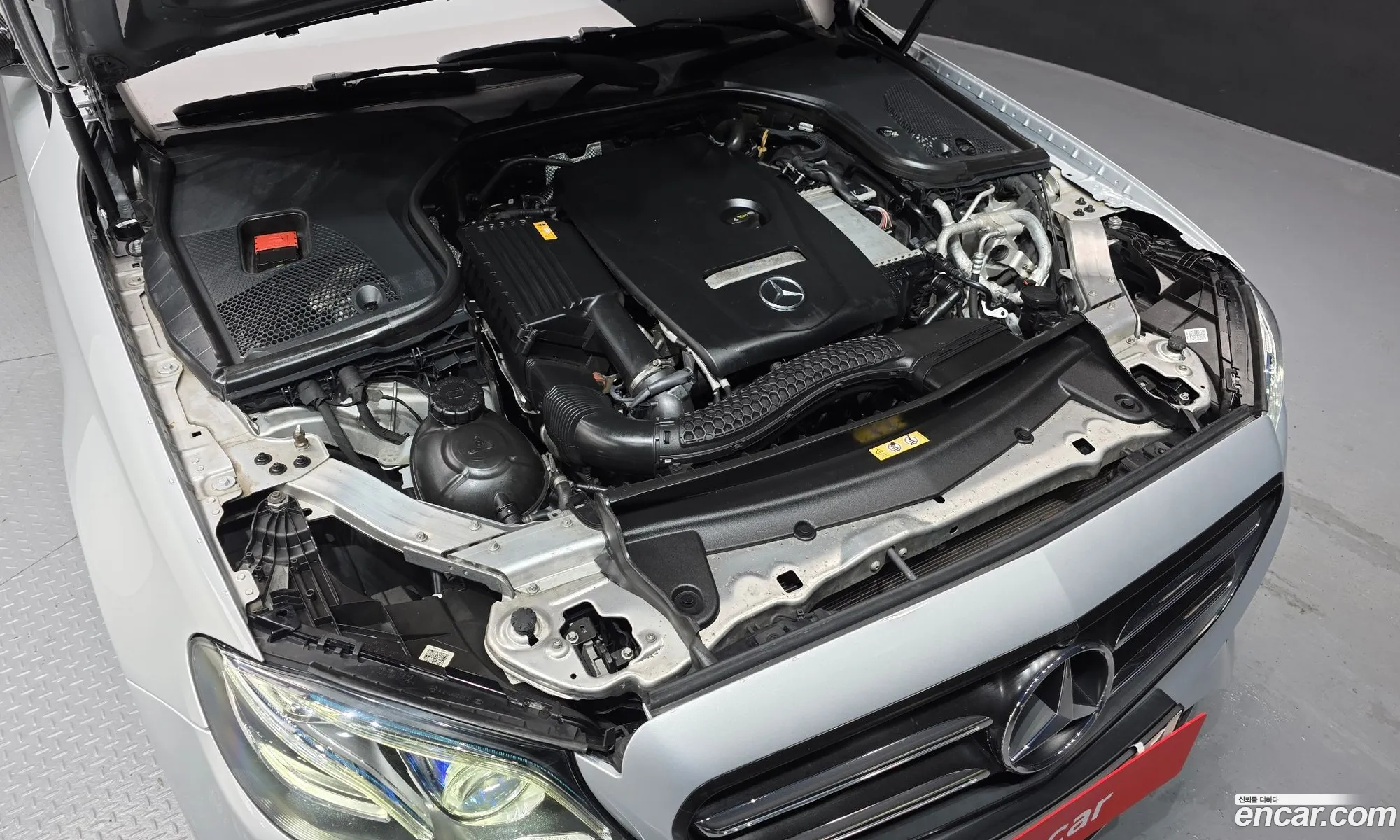 Mercedes-Benz E-Class W213 2017 WDDZF4JB1HA291701 — 5