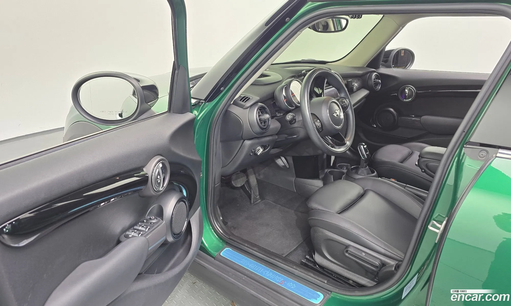 Mini Cooper S 2019 WMWXV9103L2L80735 — 2