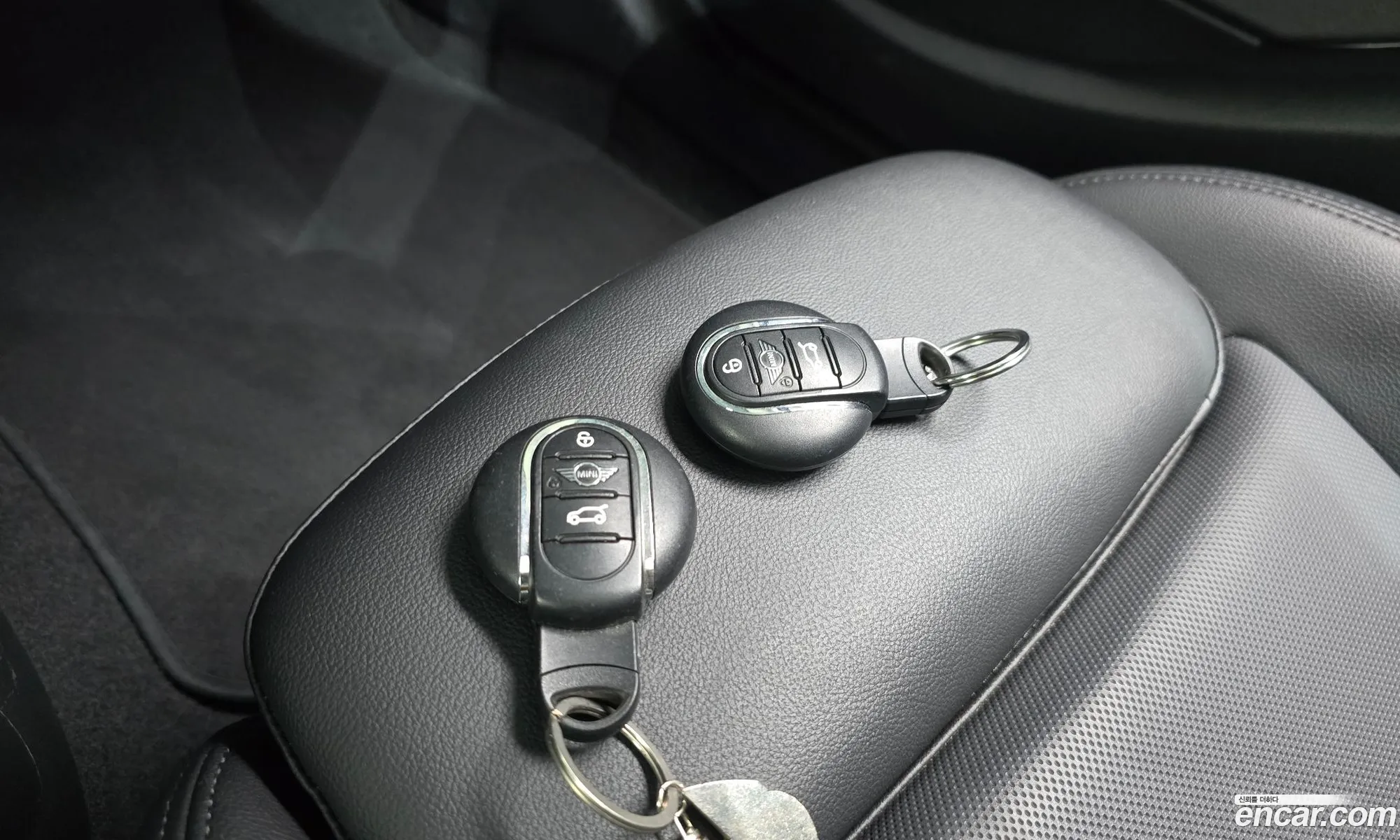Mini Cooper S 2019 WMWXV9103L2L80735 — 12