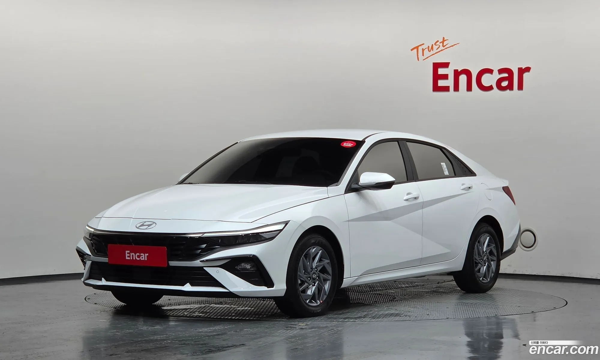Hyundai Elantra 2025 — 27