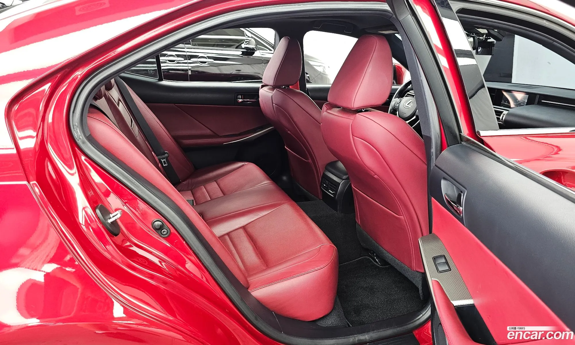 Lexus IS200t 2016 JTHBA5D20G5029069 — 5