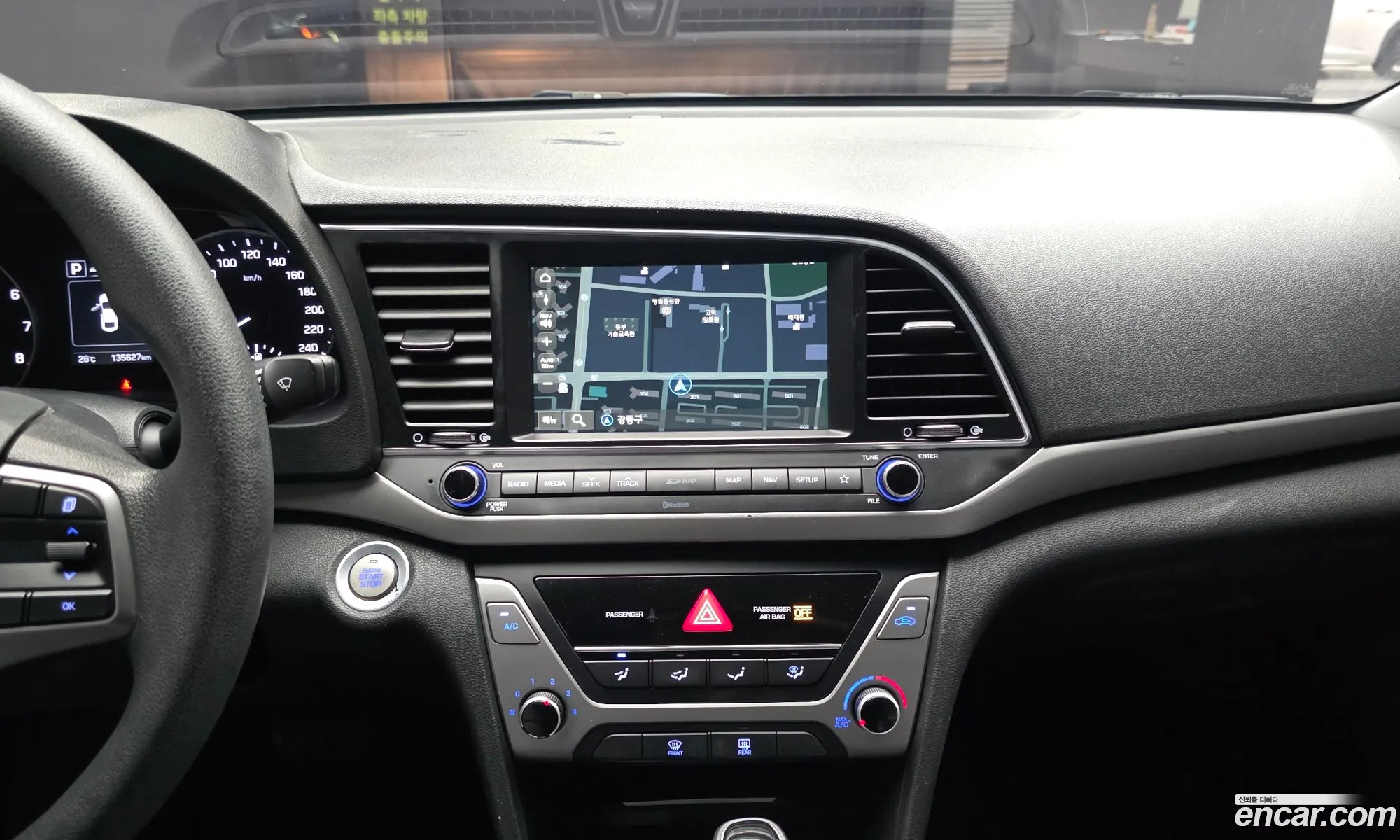 Hyundai Elantra AD 2017 KMHD641DBJU438657 — 13