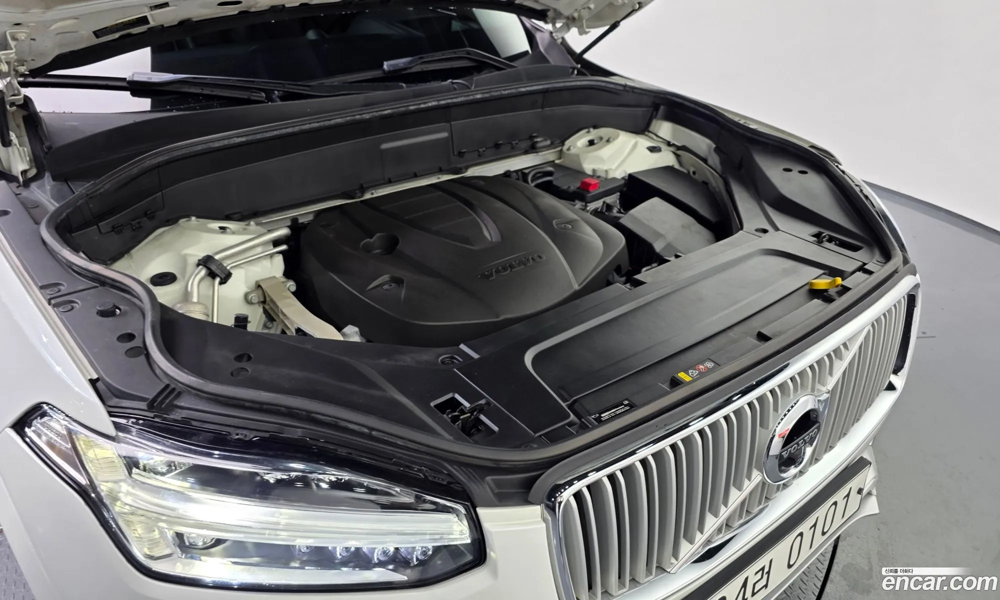 Volvo XC90 2016 YV1LF68BCH1124537 — 3