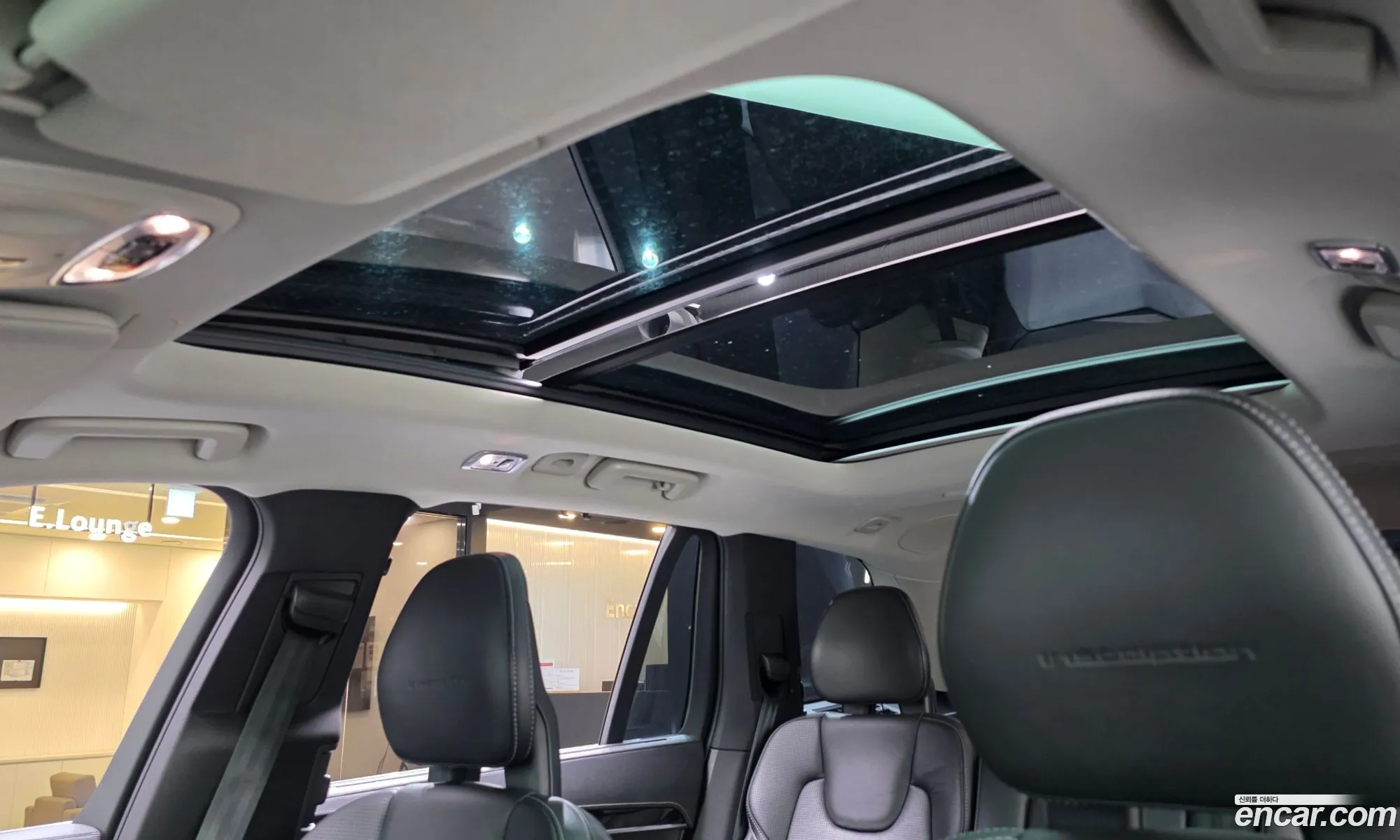 Volvo XC90 2016 YV1LF68BCH1124537 — 26