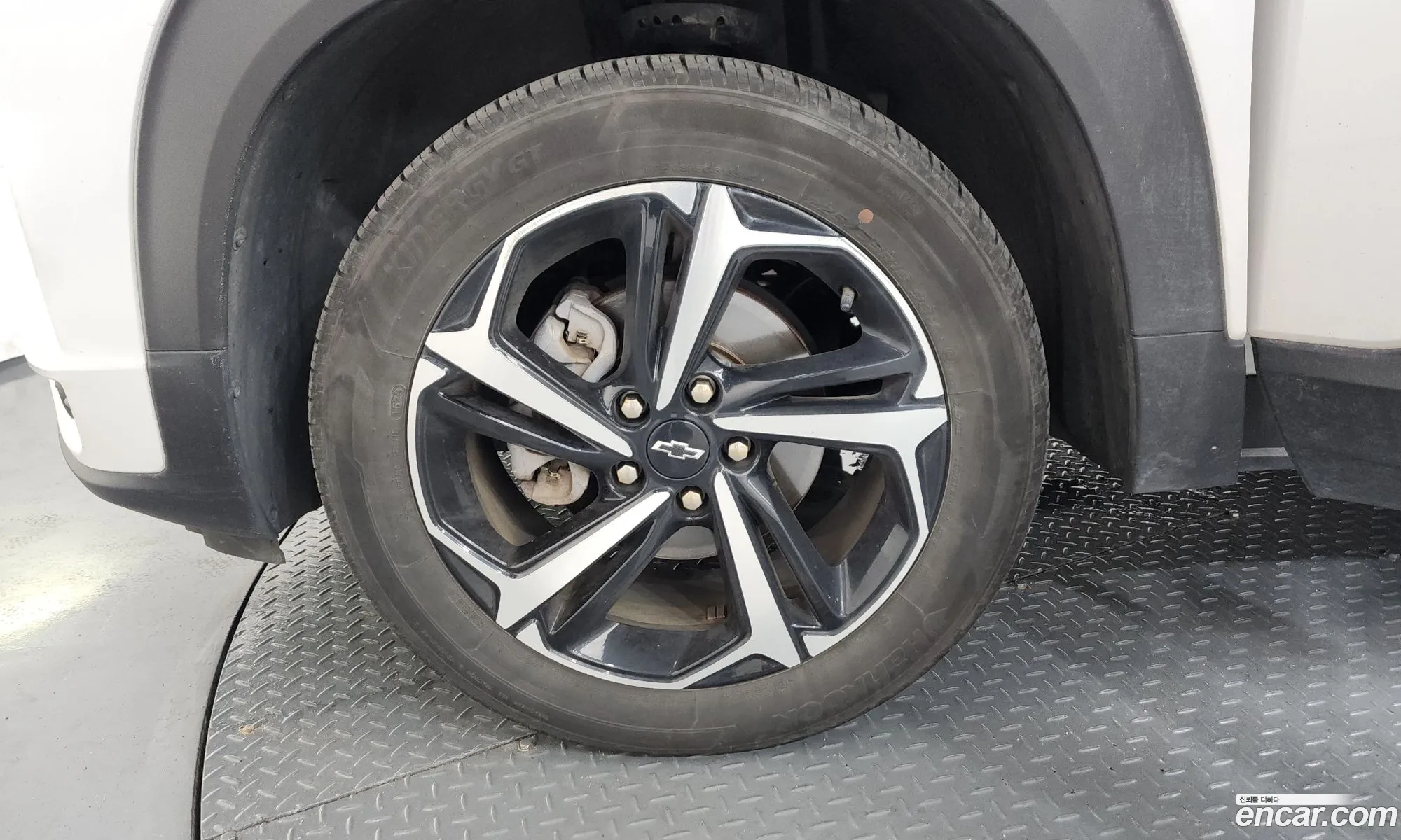 Chevrolet (GM Daewoo) Trailblazer 2023 — 38