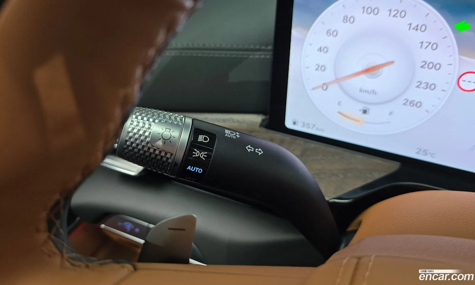 Genesis GV80 2025 — 30