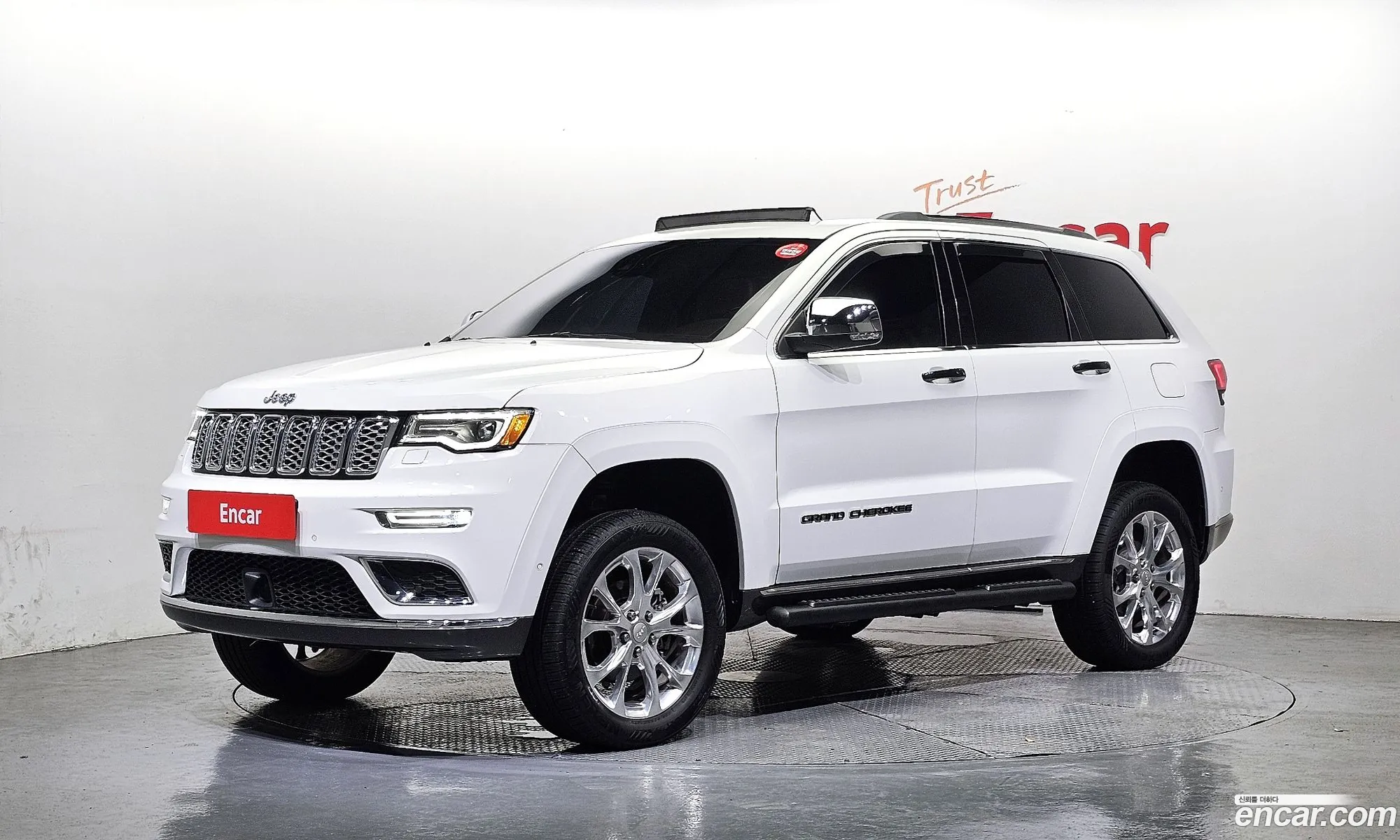 Jeep Grand Cherokee 2020 — 34