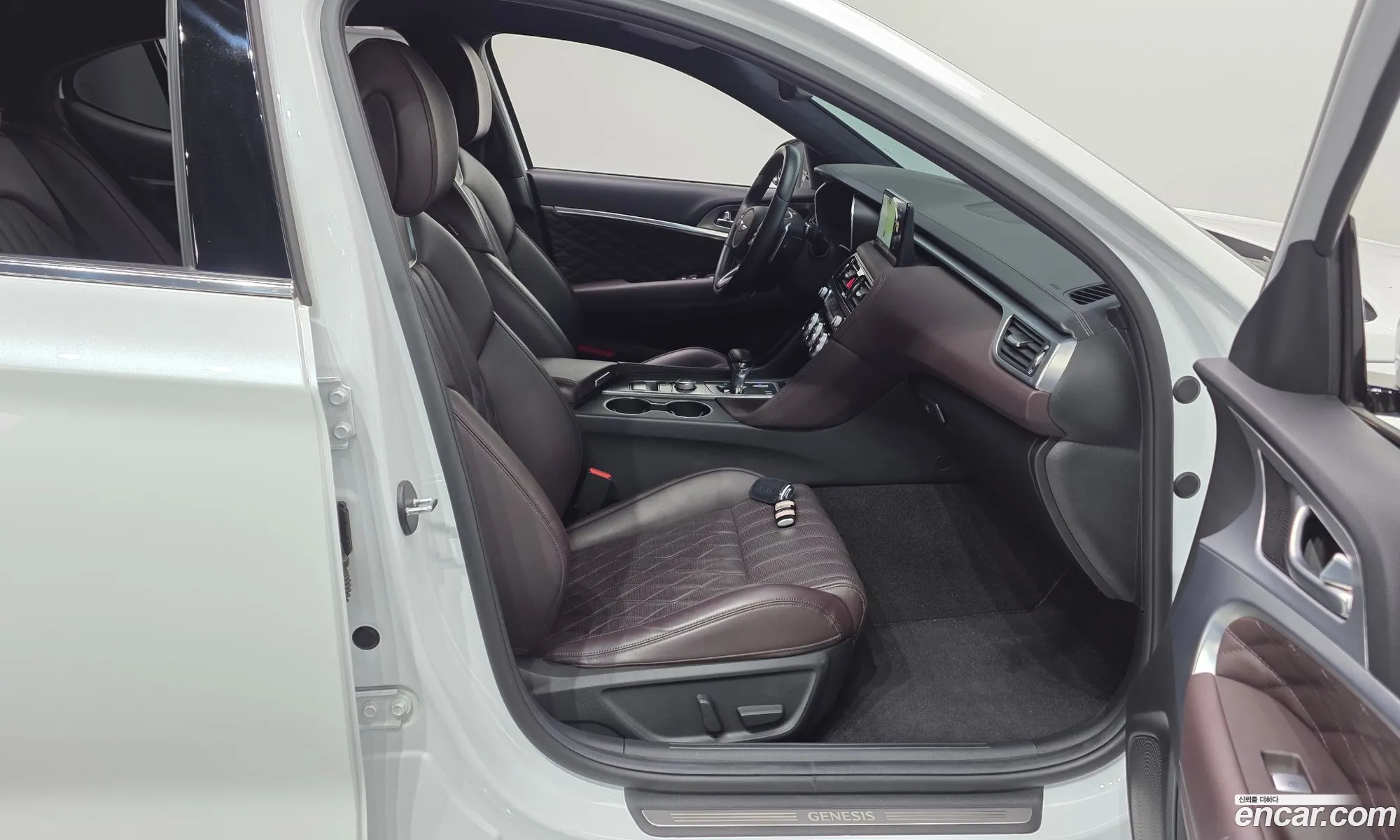 Genesis G70 2021 — 25