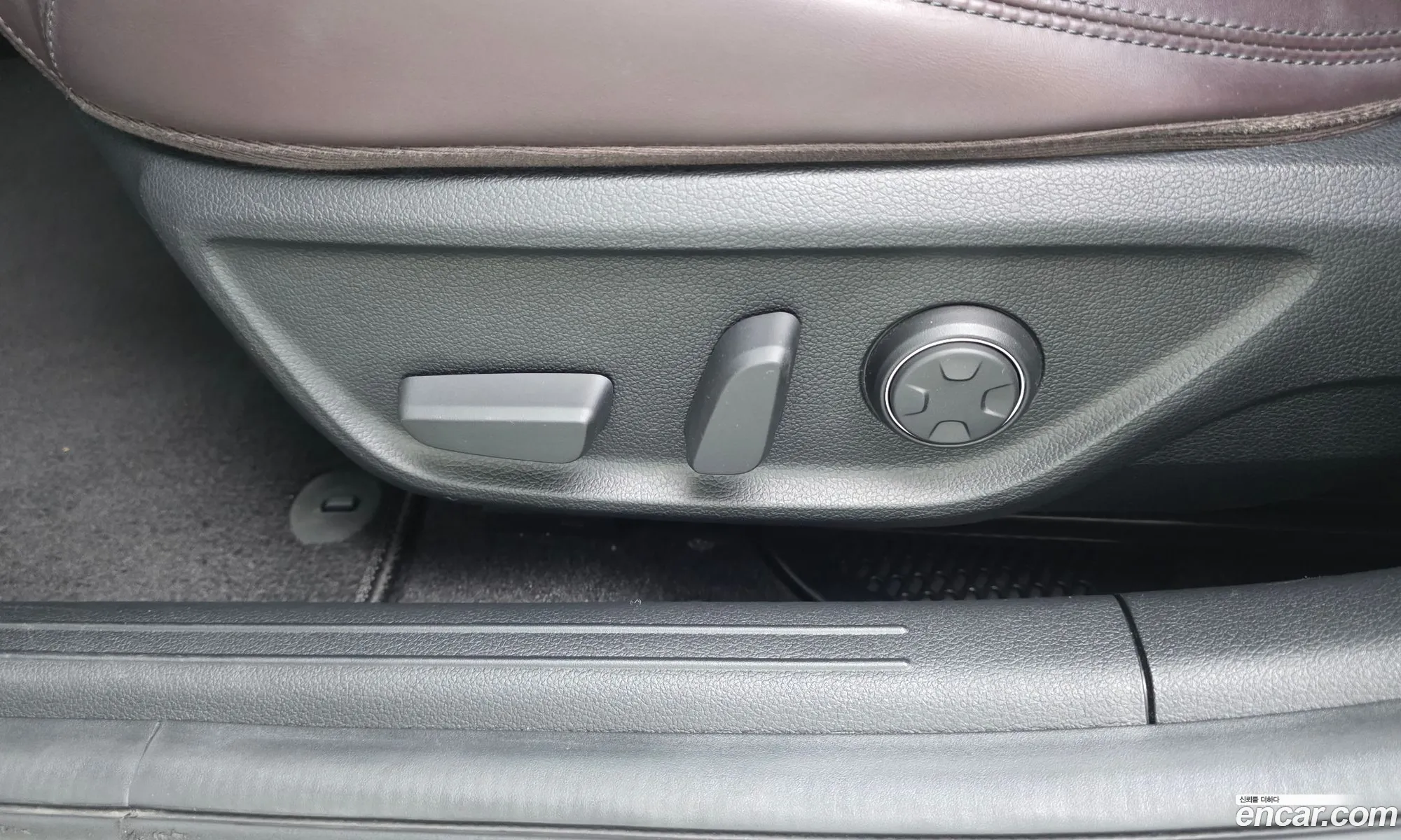 Genesis G70 2021 — 23
