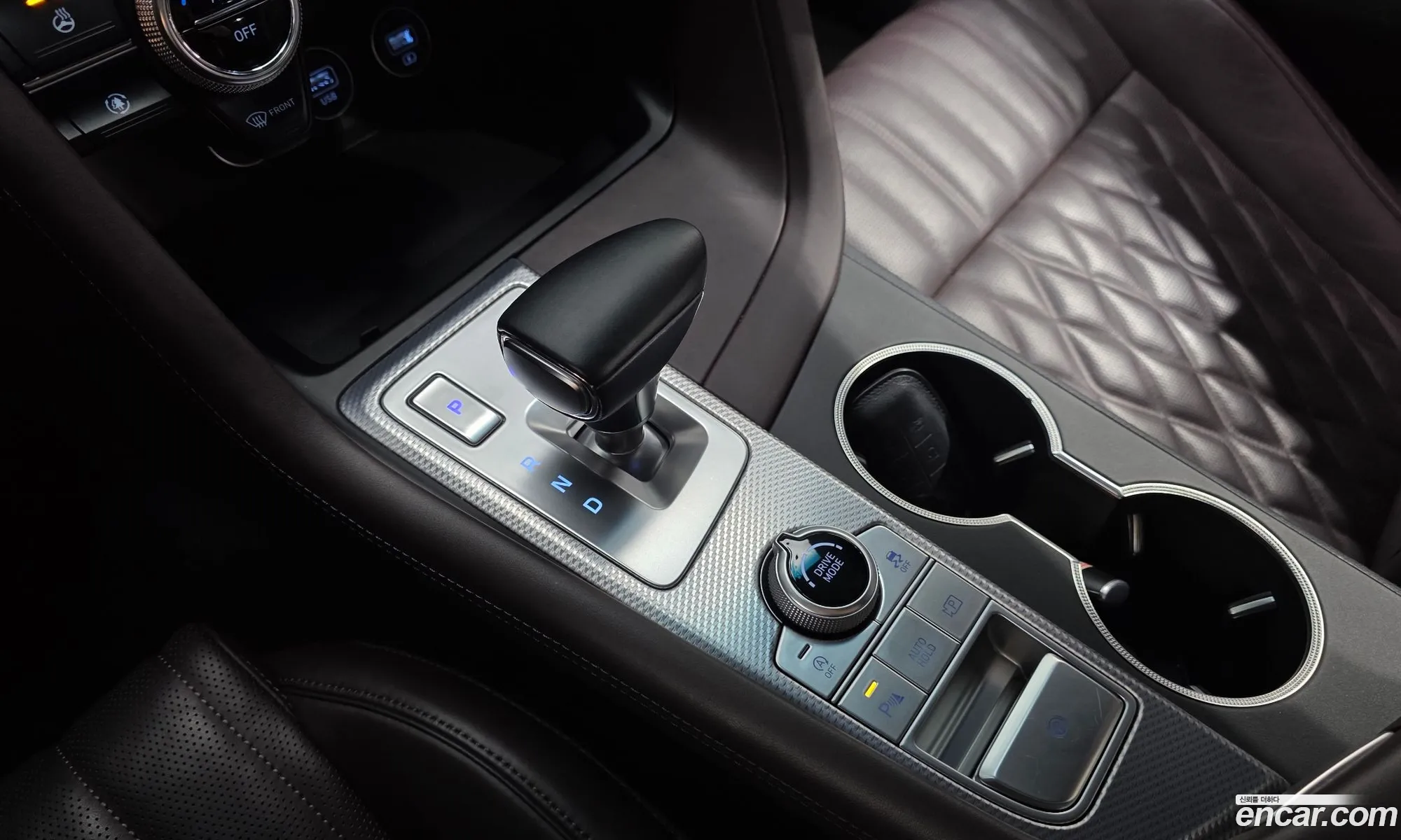 Genesis G70 2021 — 13