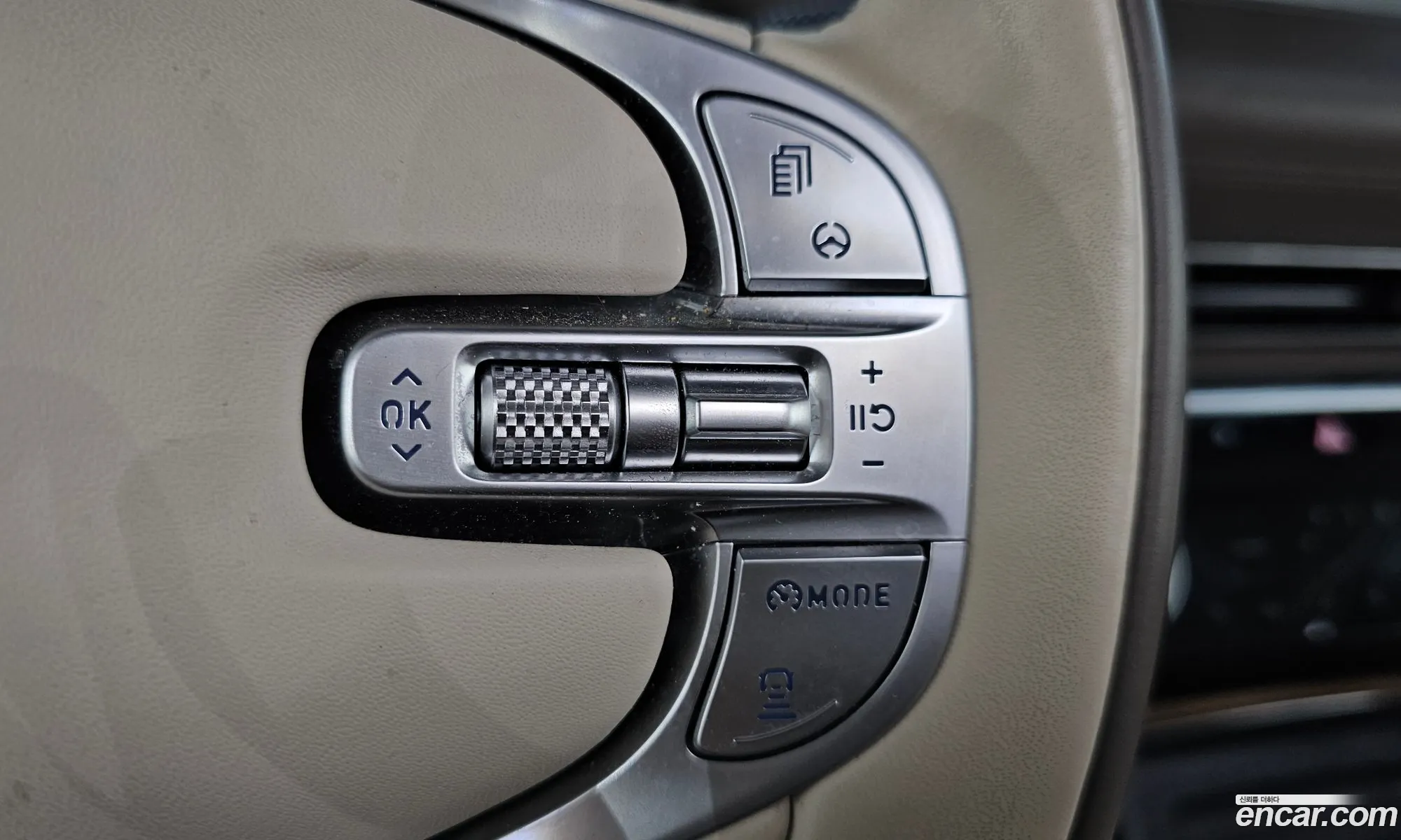 Genesis GV80 2021 — 12