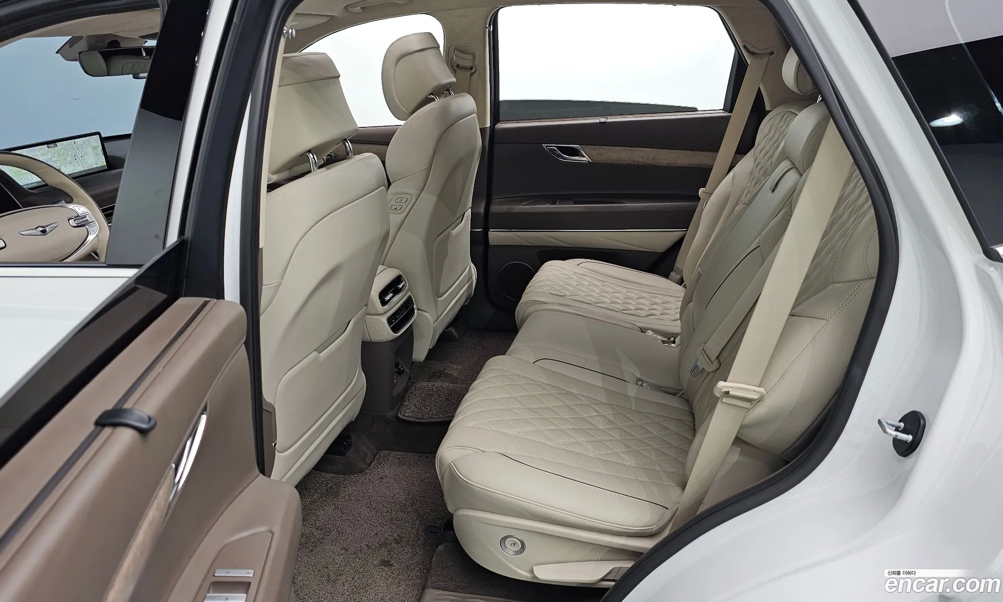 Genesis GV80 2021 — 16