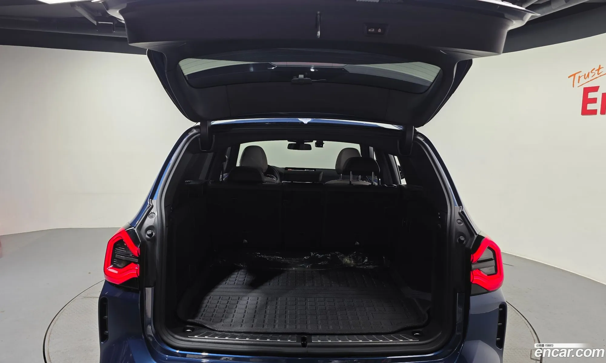 BMW X3 2022 WBA31DP01N9L94728 — 30