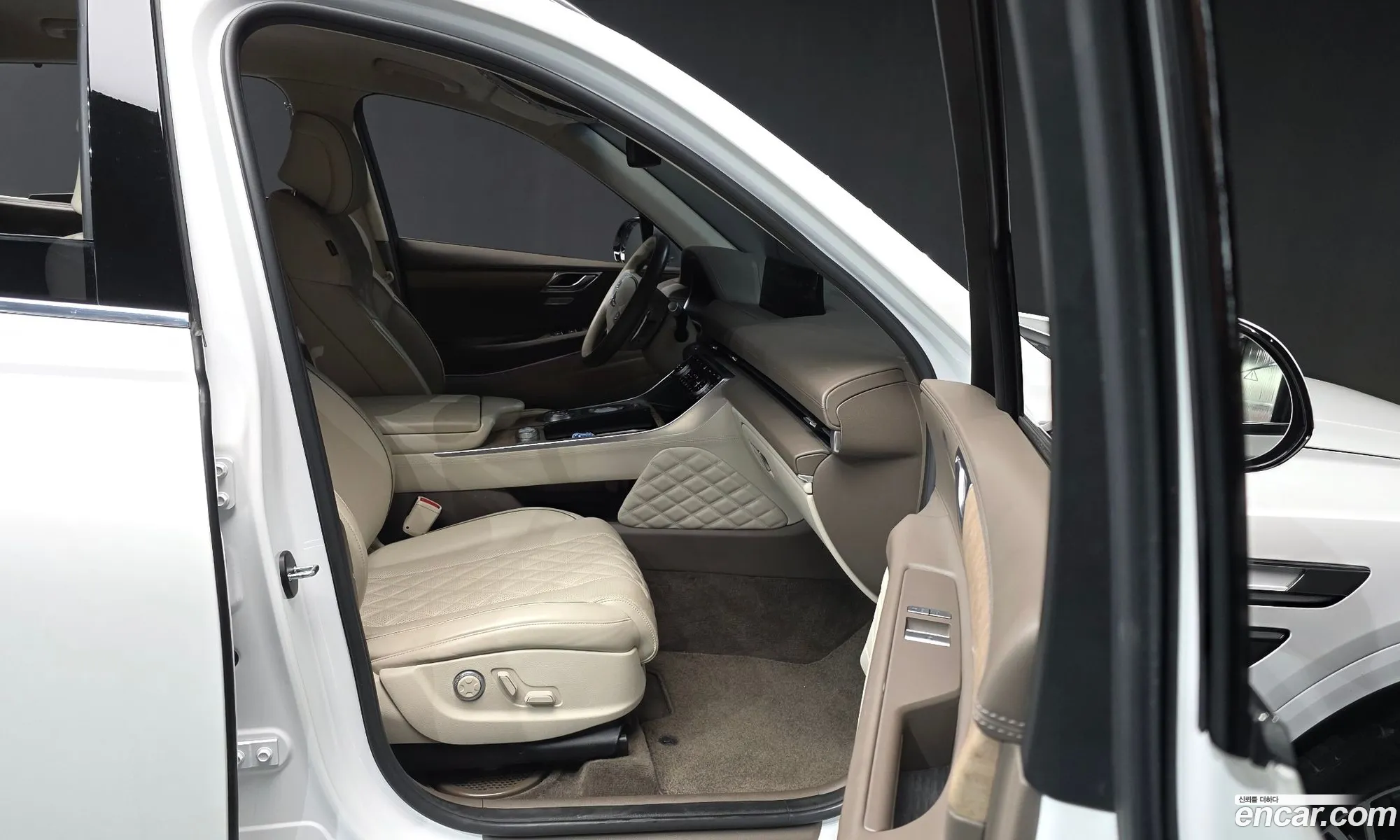 Genesis GV80 2022 — 32
