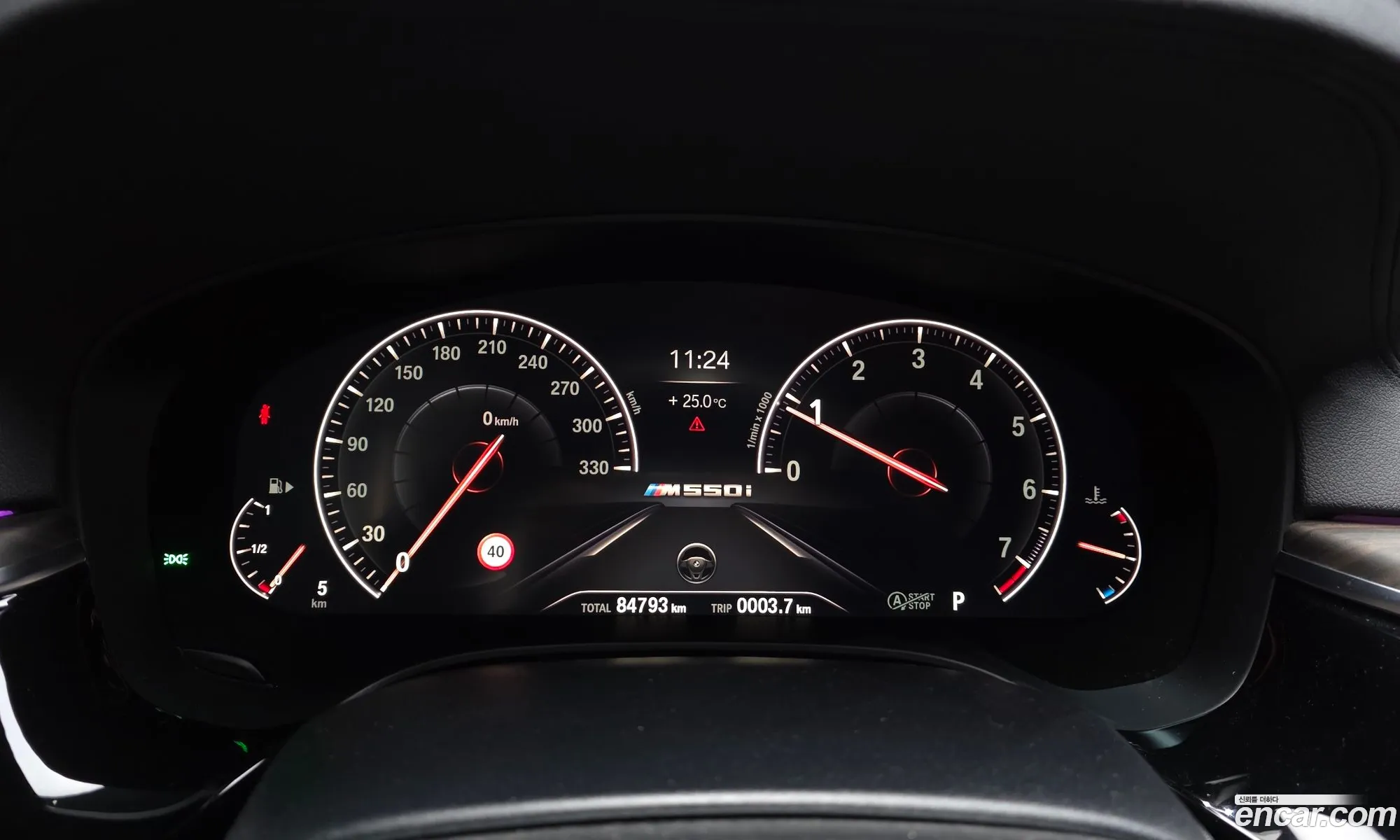 BMW 5 Series 2019 WBAJD3103KWW39401 — 29