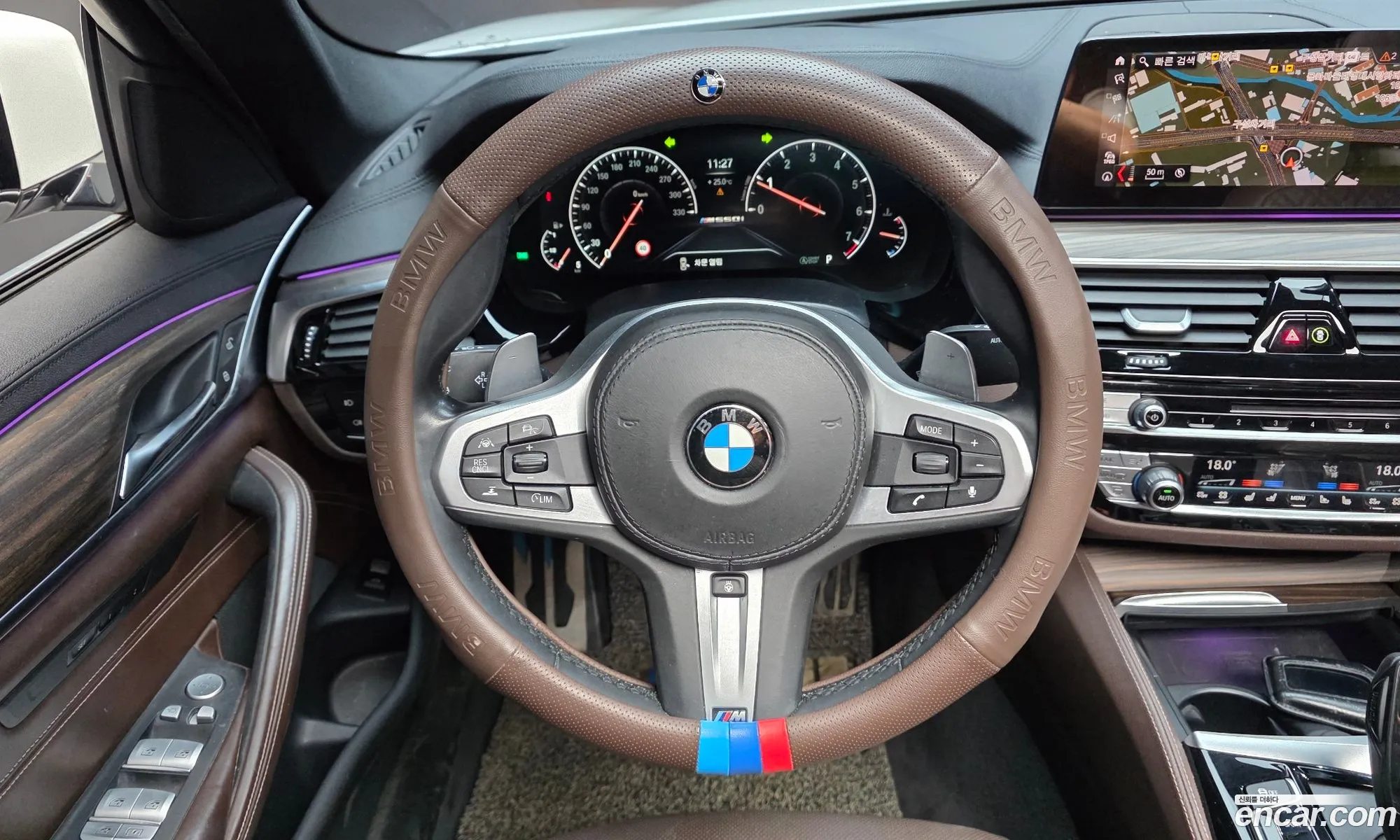 BMW 5 Series 2019 WBAJD3103KWW39401 — 28