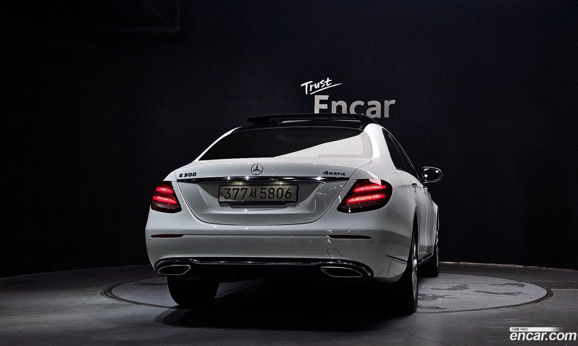 Mercedes-Benz E-Class W213 2019 WDDZF4KB8KA657966 — 23