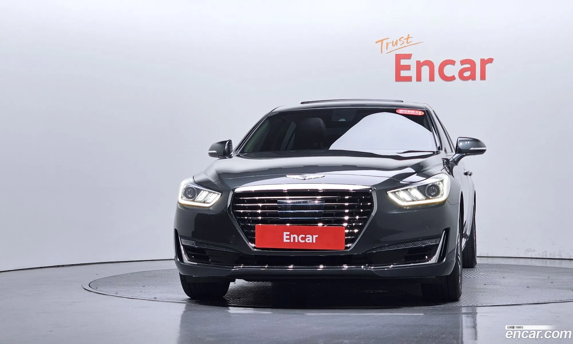 Genesis EQ900 2018 — 14