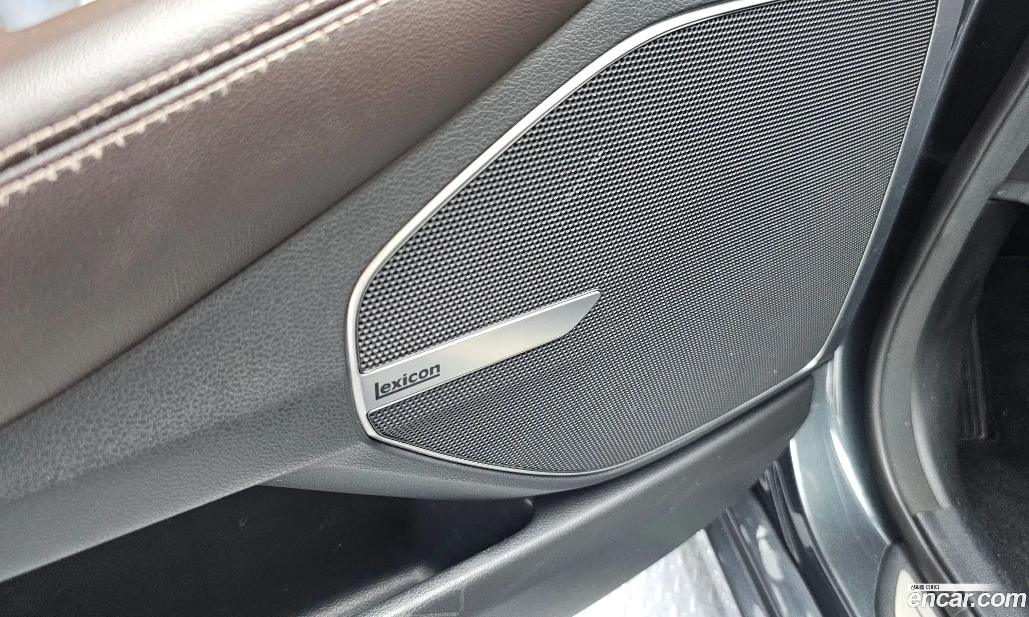Genesis EQ900 2018 — 7