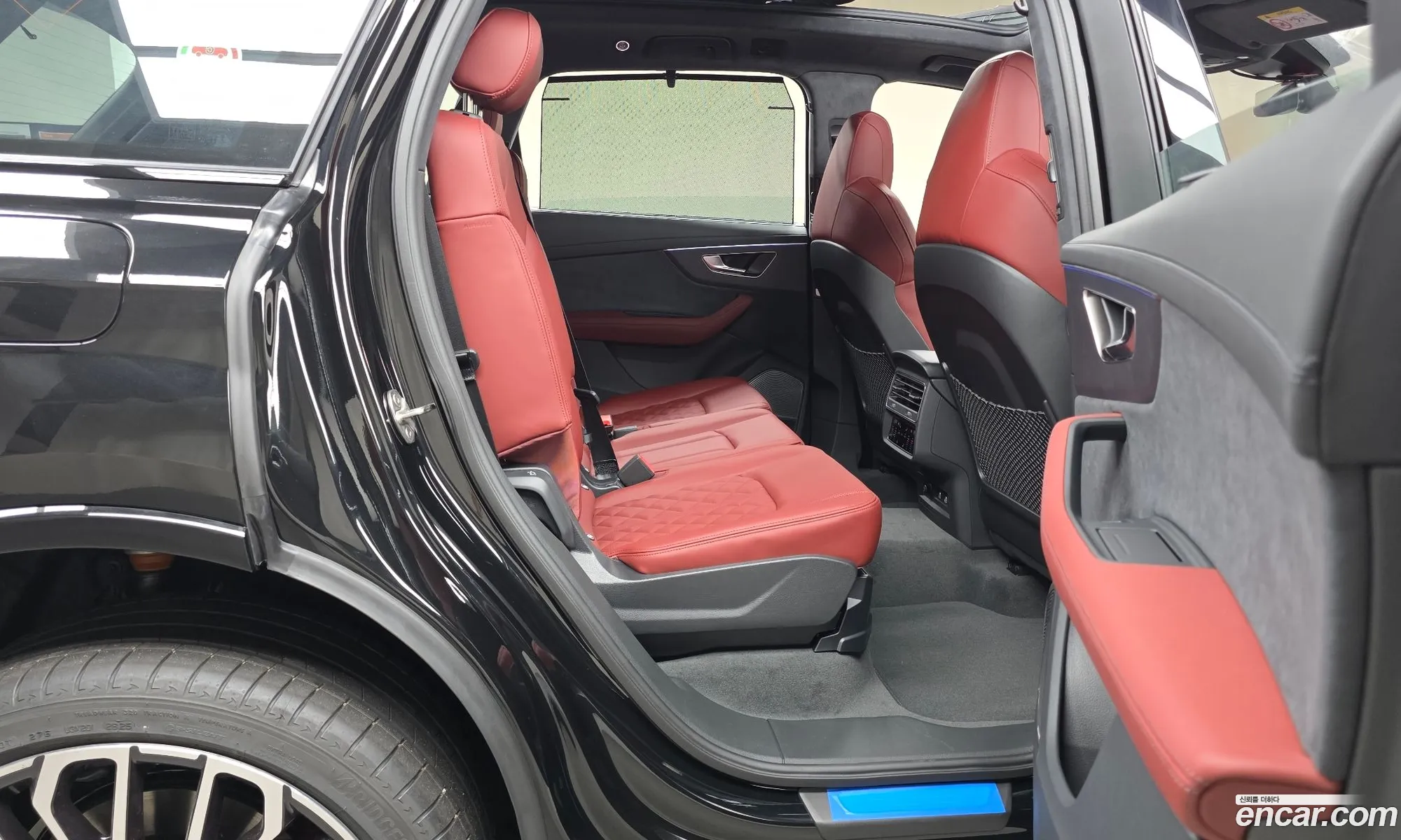Audi SQ7 2026 — 28