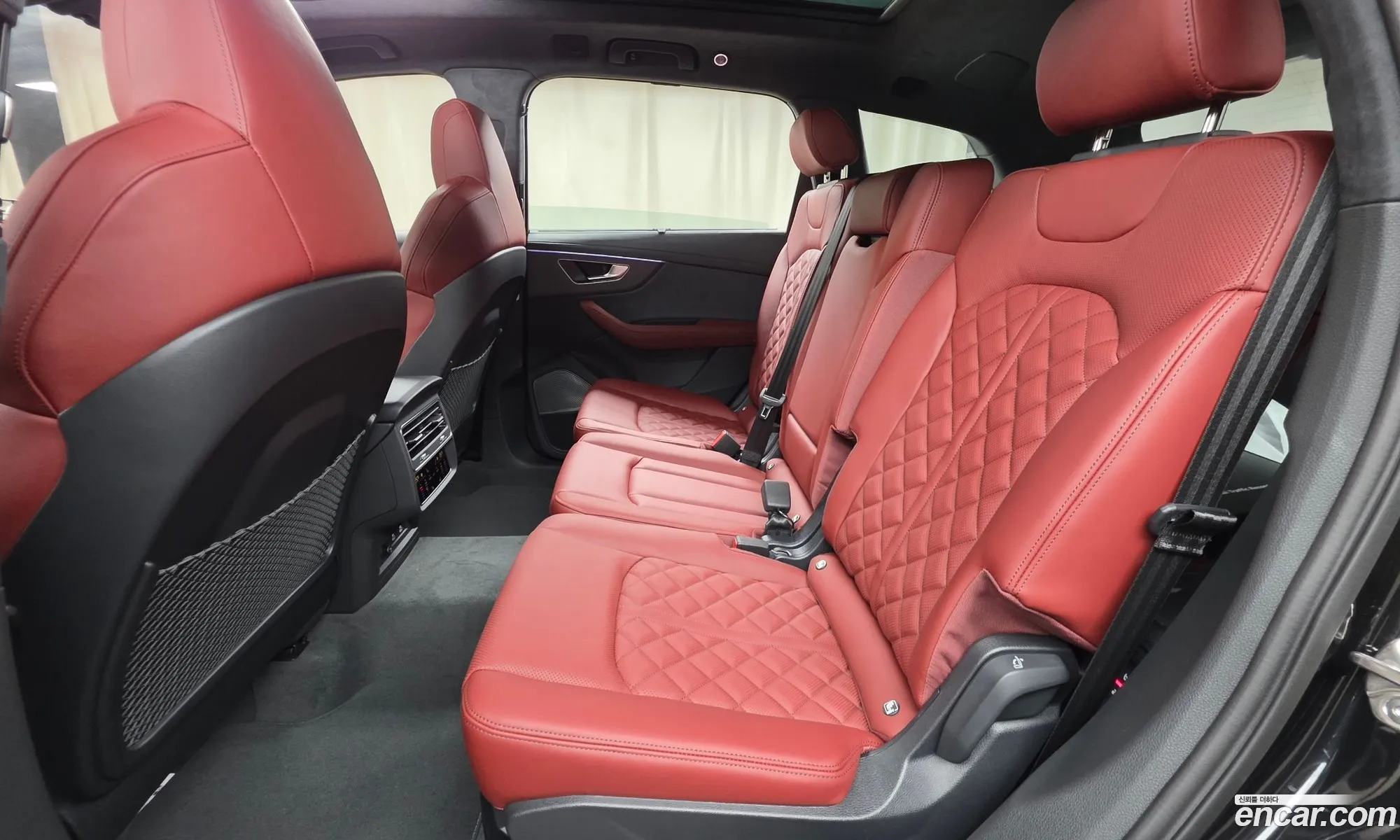 Audi SQ7 2026 — 29