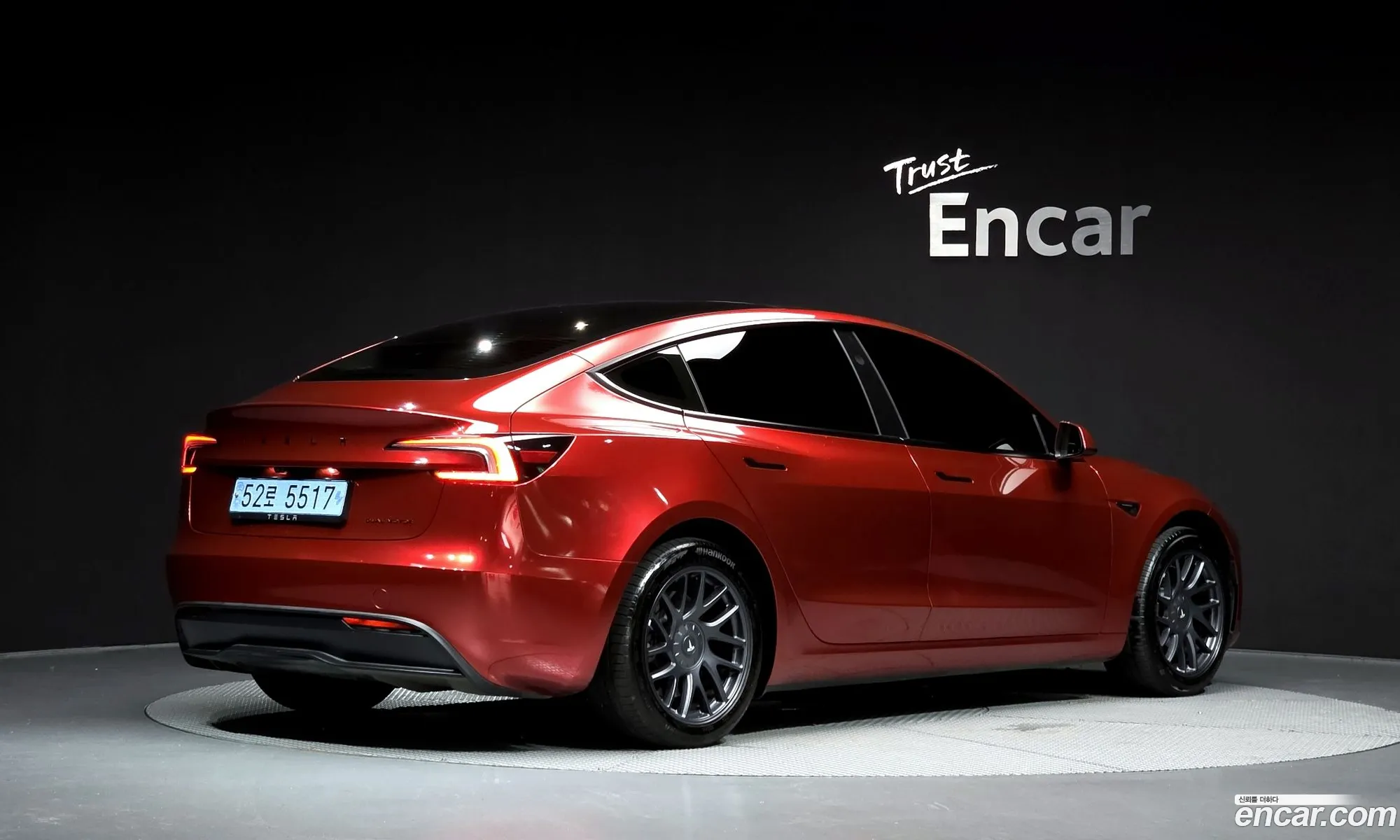 Tesla Model 3 2024 LRW3E7EK9RC192352 — 30
