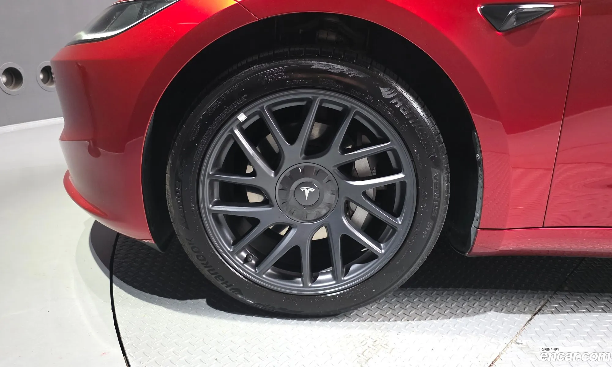 Tesla Model 3 2024 LRW3E7EK9RC192352 — 11