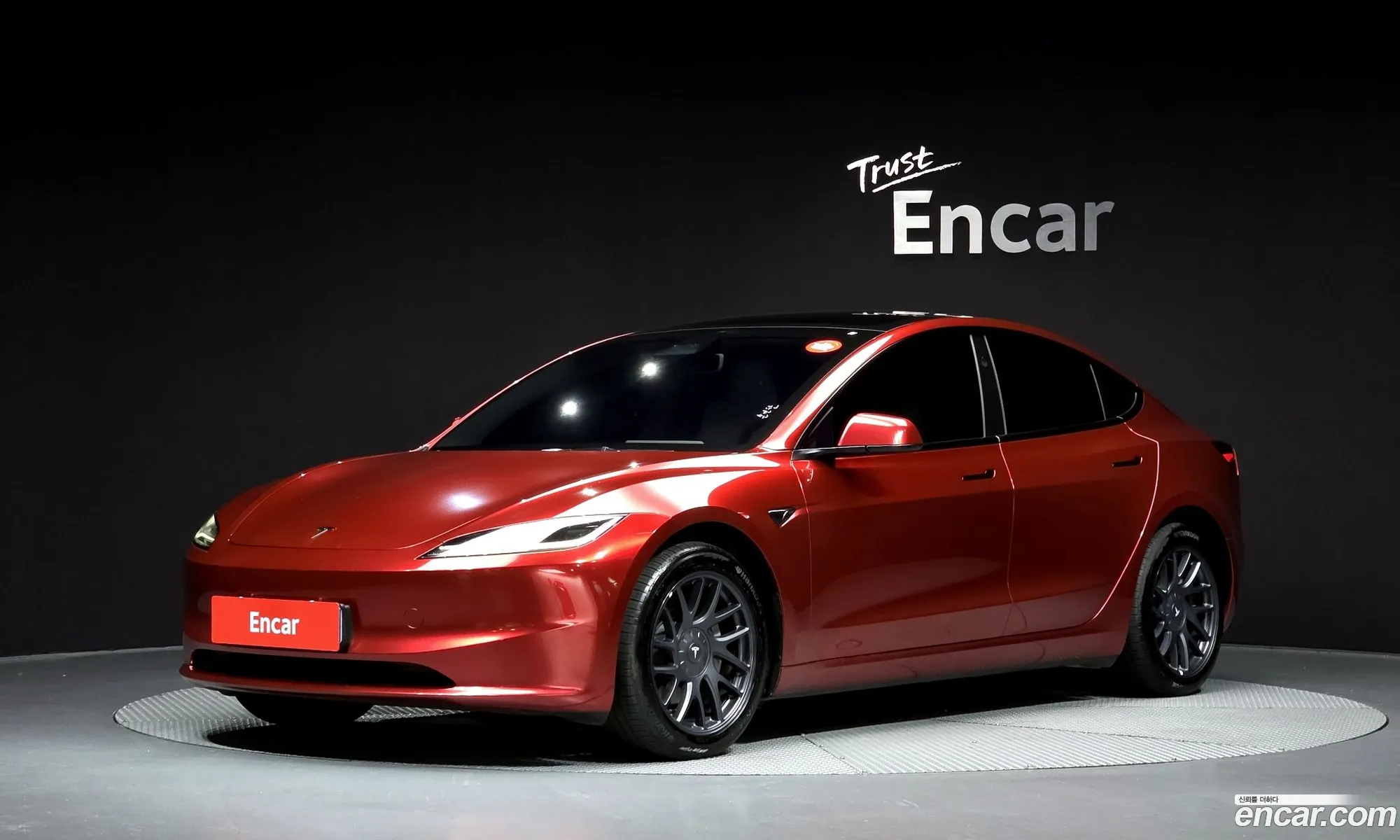 Tesla Model 3 2024 LRW3E7EK9RC192352 — 32