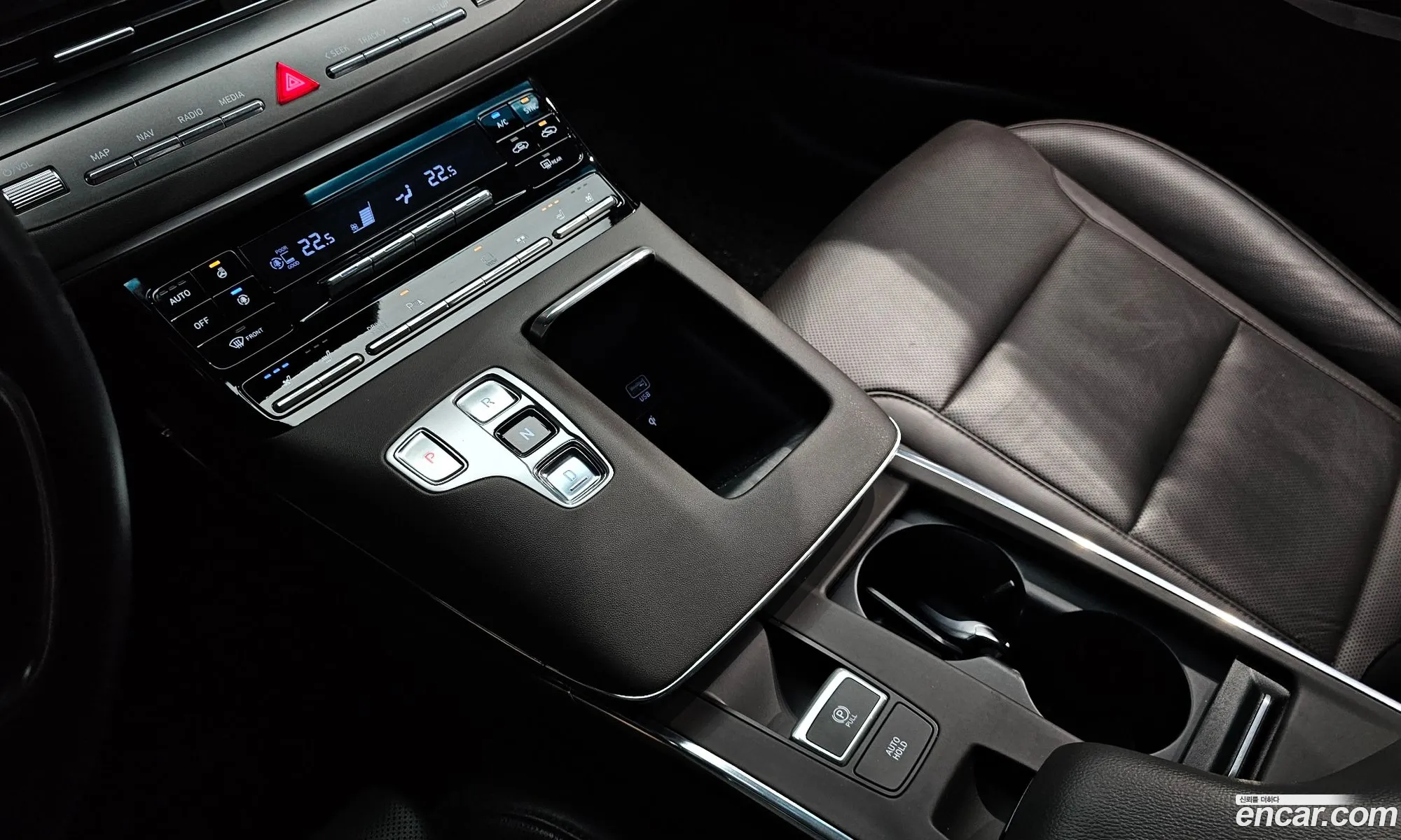 Hyundai Grandeur IG 2020 — 18