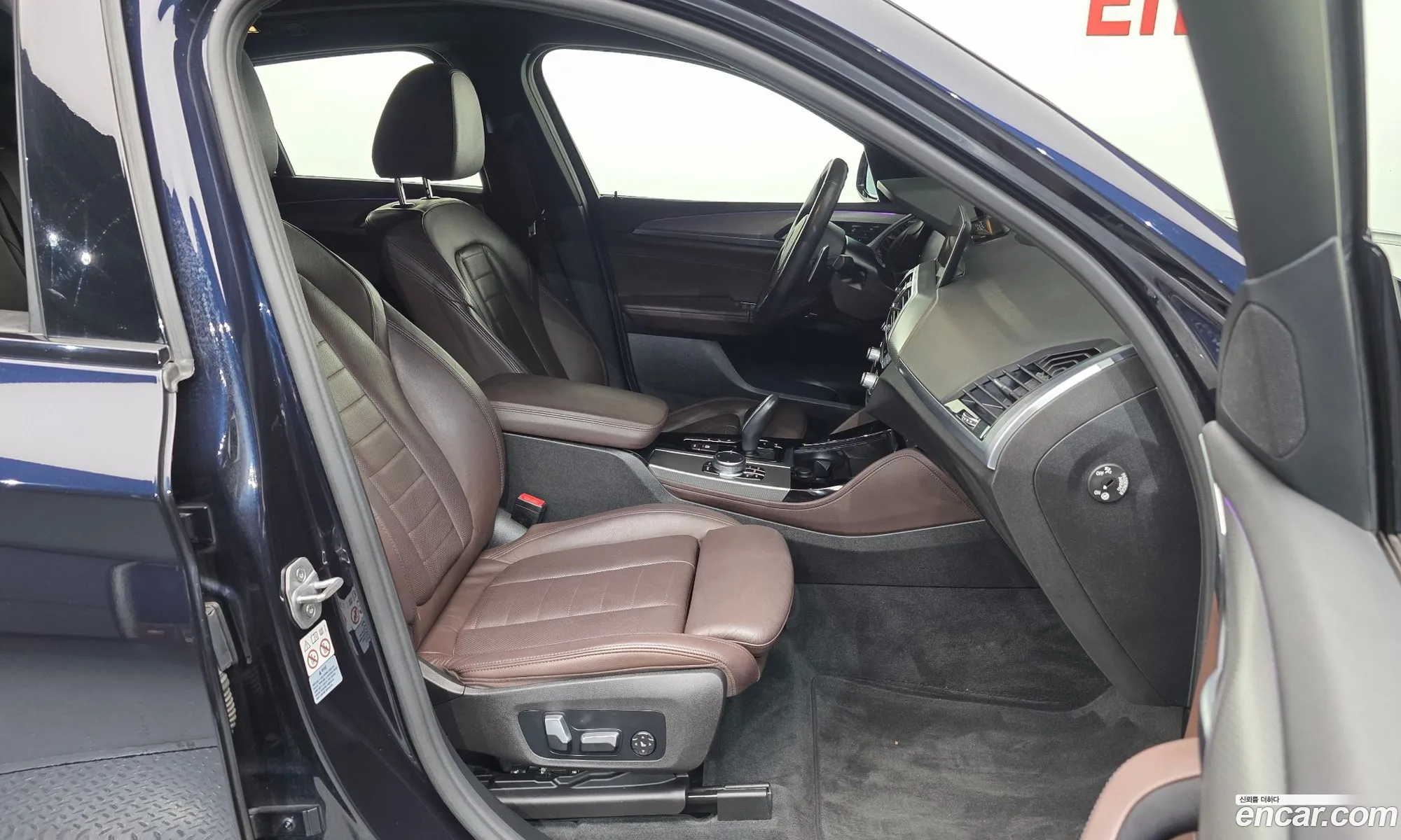 BMW X4 2019 WBAVJ9107L9A45457 — 9
