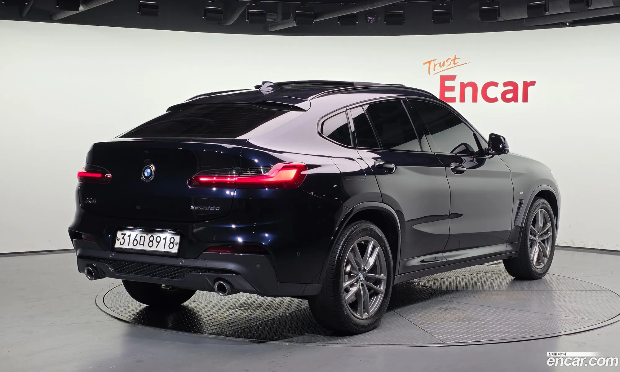 BMW X4 2019 WBAVJ9107L9A45457 — 17