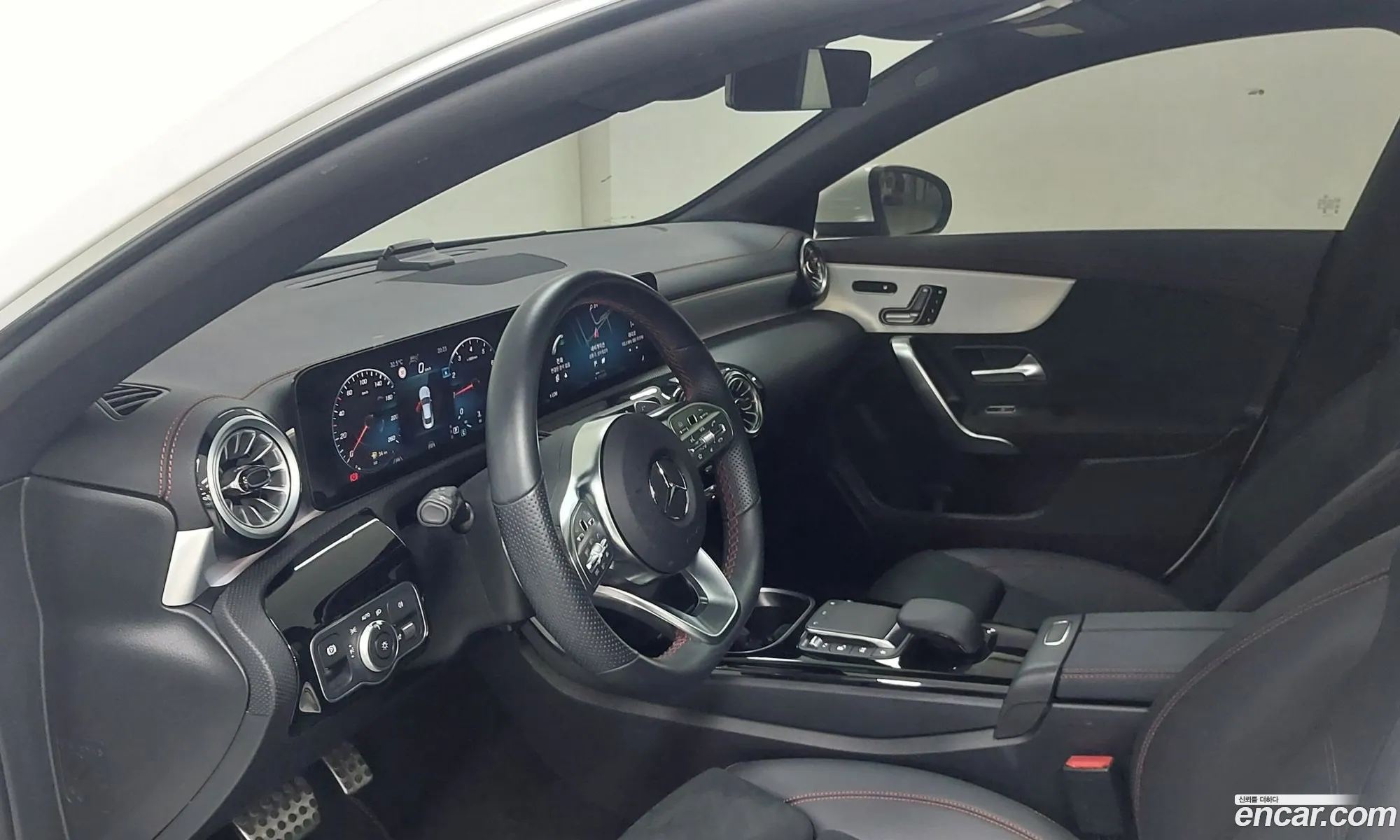 Mercedes-Benz CLA-Class C118 2023 — 14