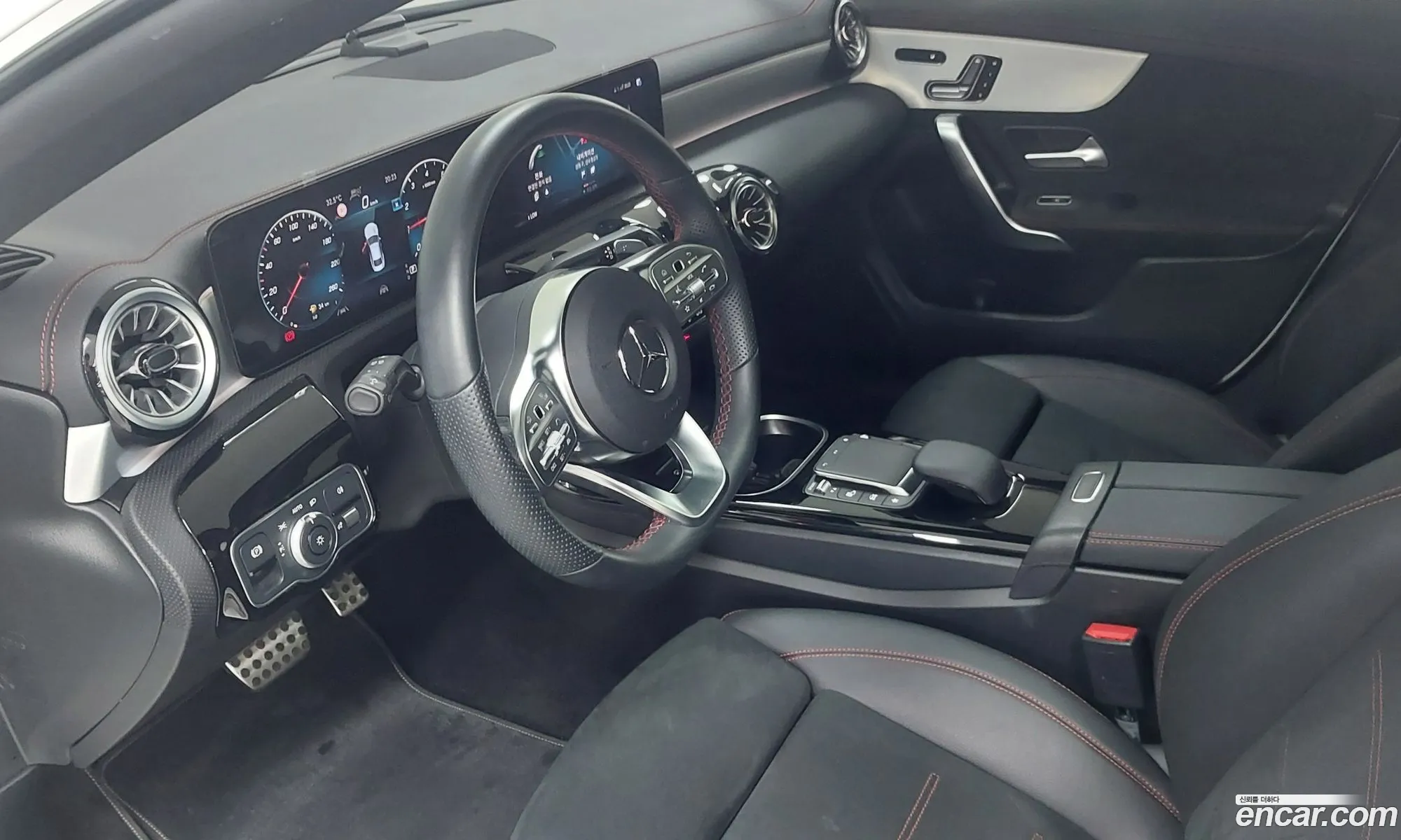 Mercedes-Benz CLA-Class C118 2023 — 15