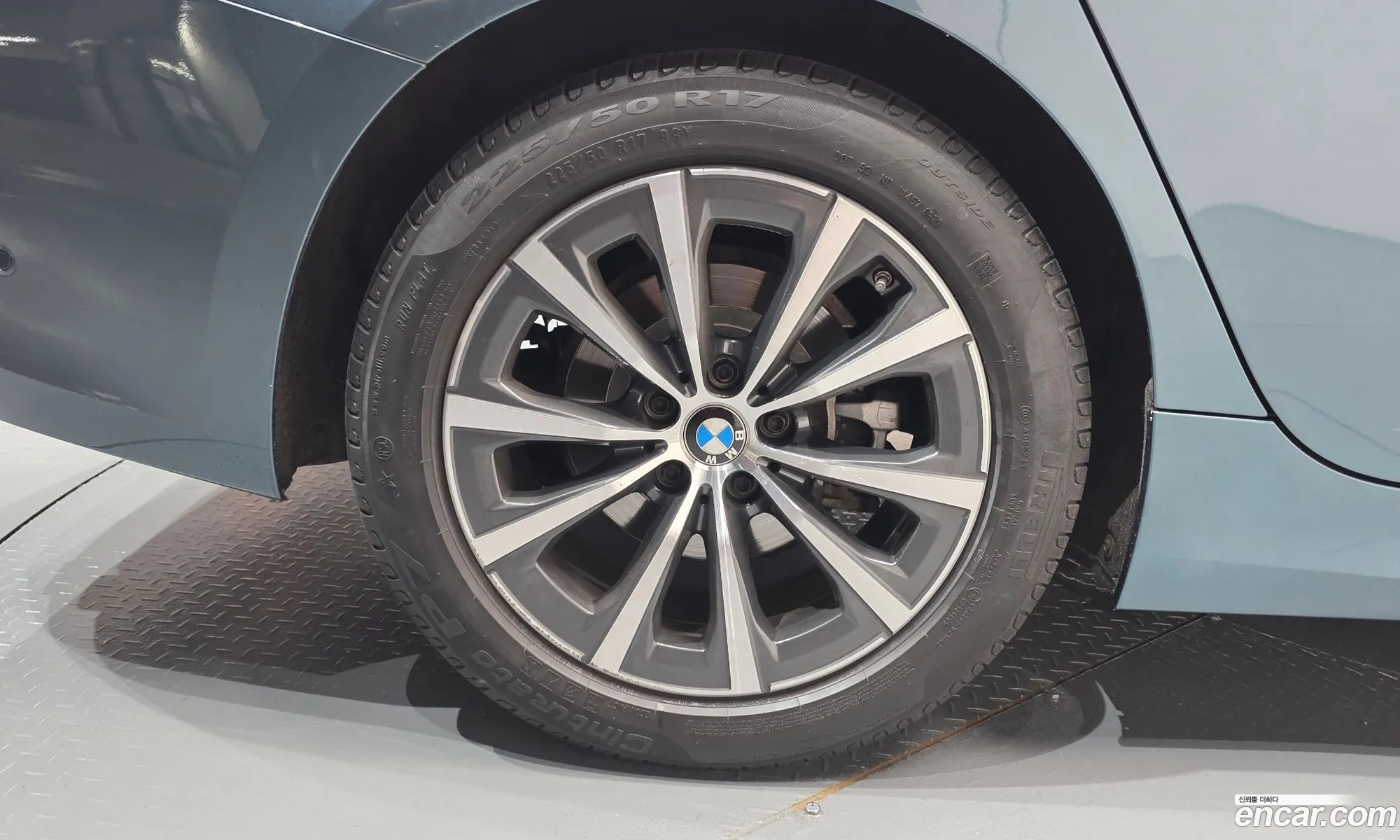 BMW 3 Series 2021 WBA5X5105MFL28138 — 28
