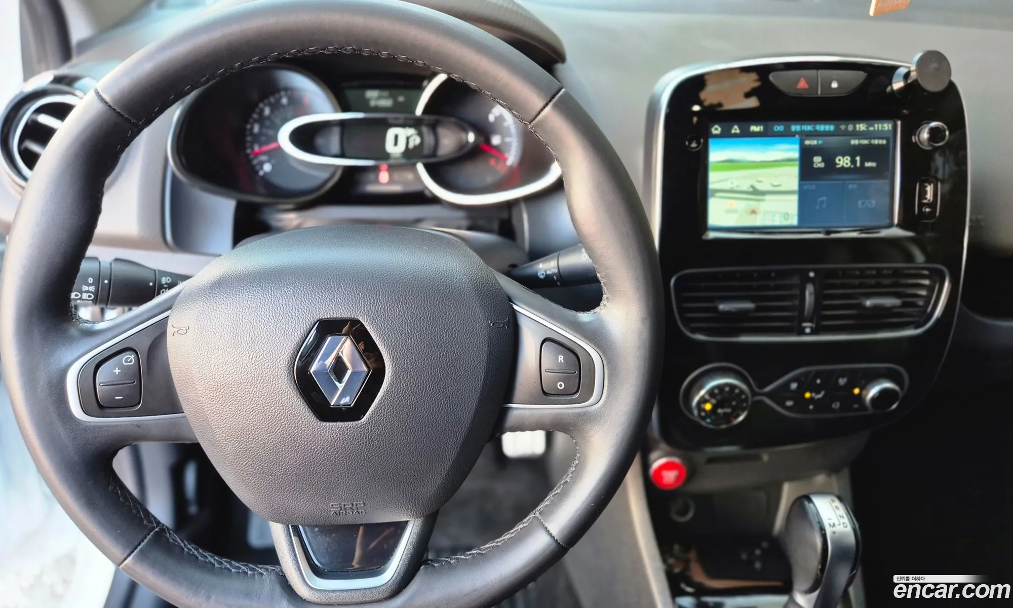 Renault Korea (Samsung) Clio 2018 — 12