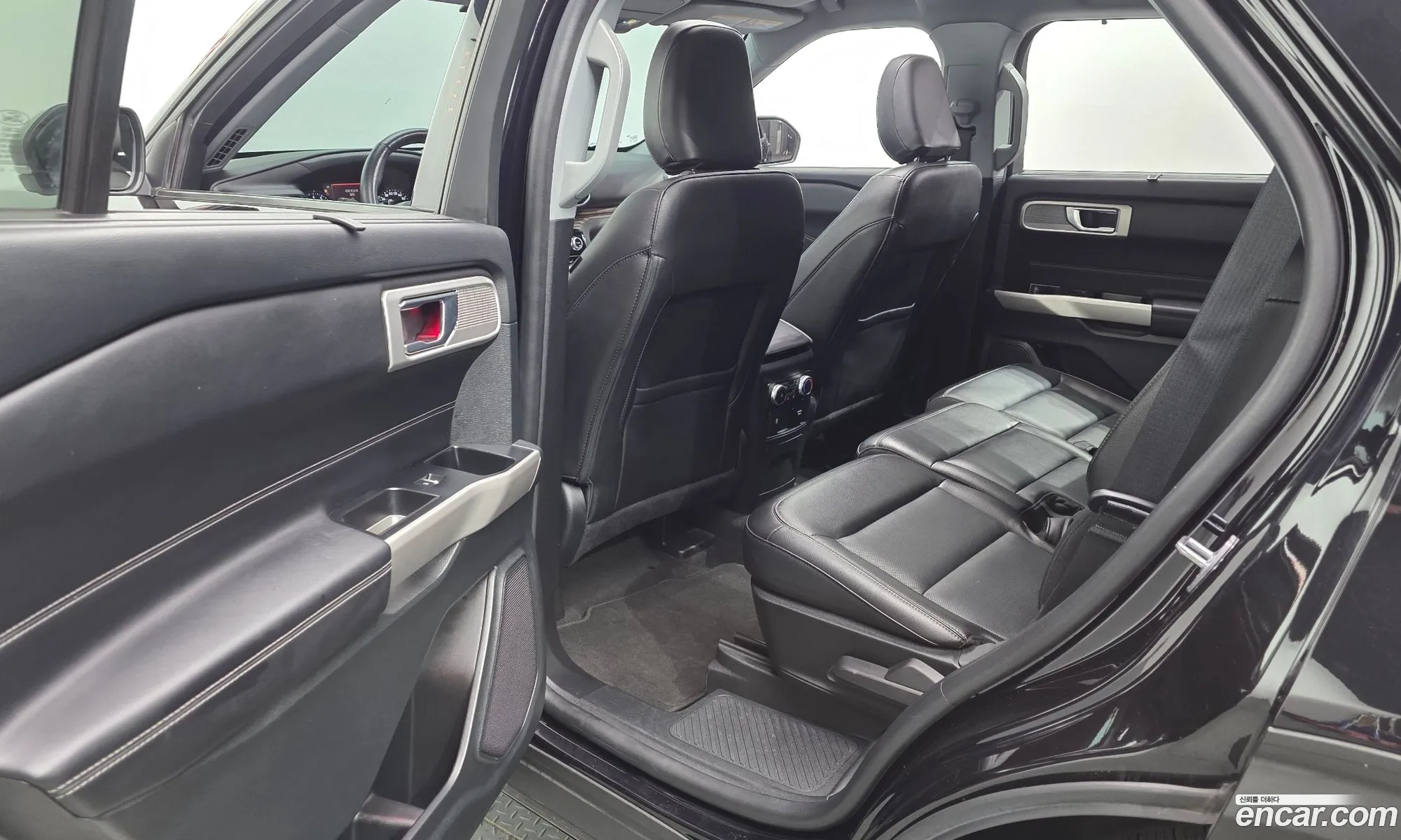 Ford Explorer 6th Gen 2022 1FMSK8FH9NGA52154 — 7
