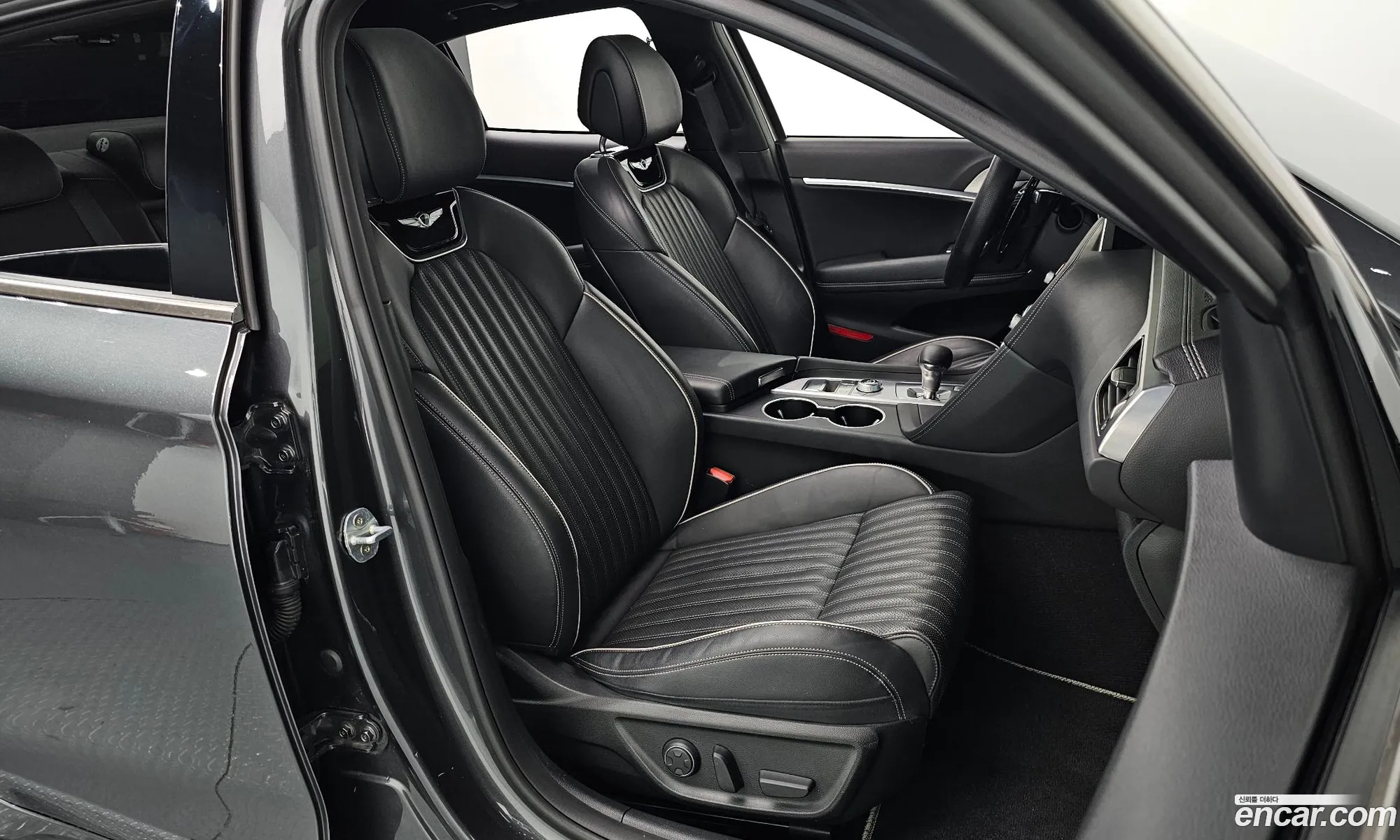 Genesis G70 2018 — 9