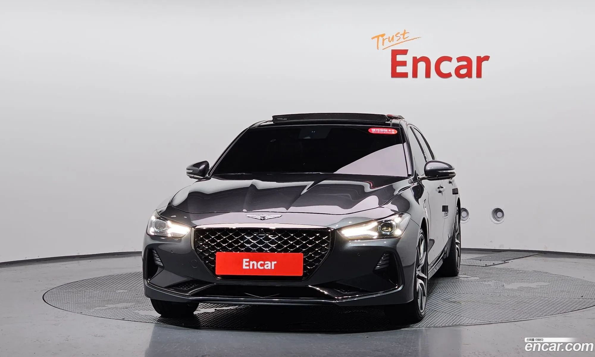 Genesis G70 2018 — 28