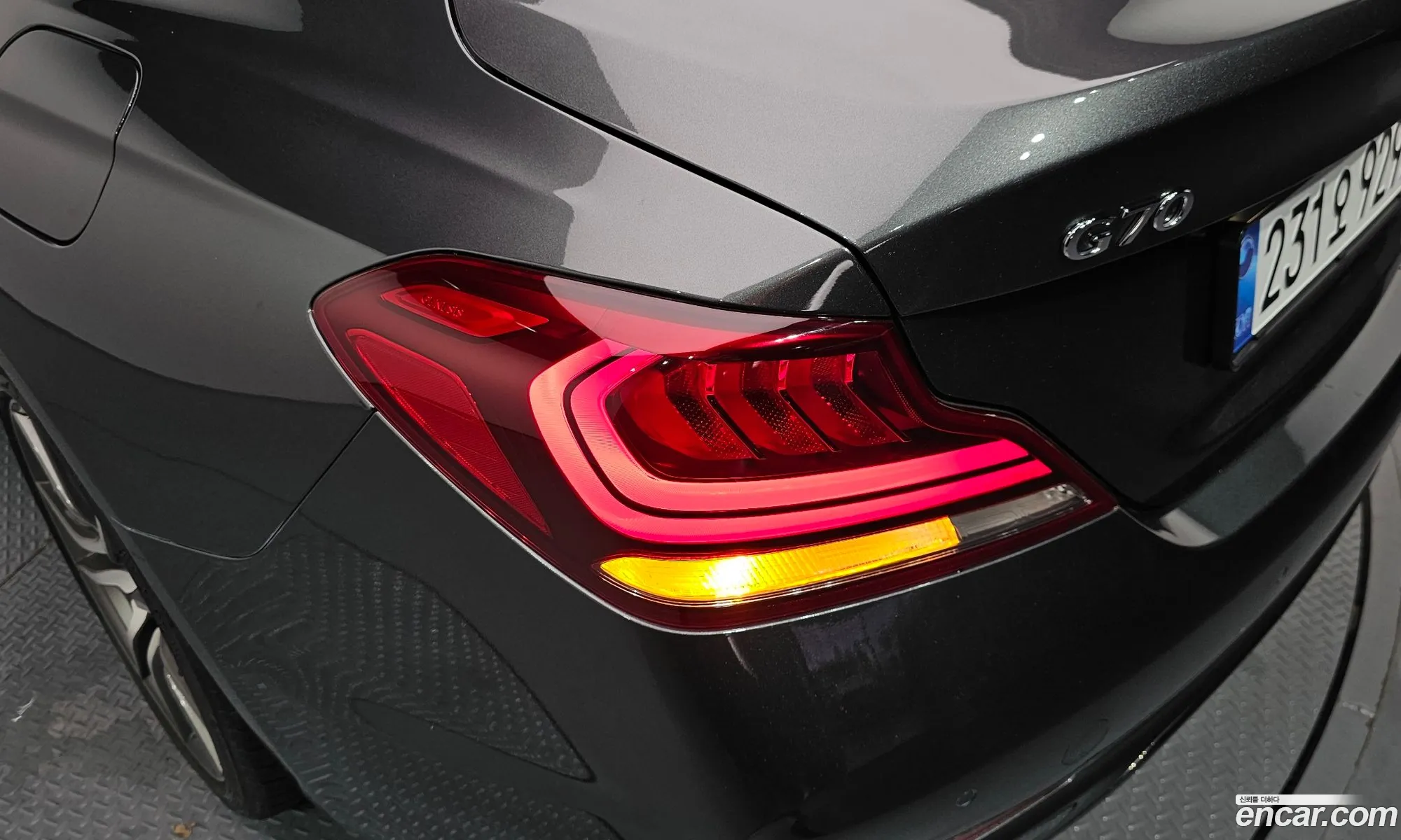 Genesis G70 2018 — 33