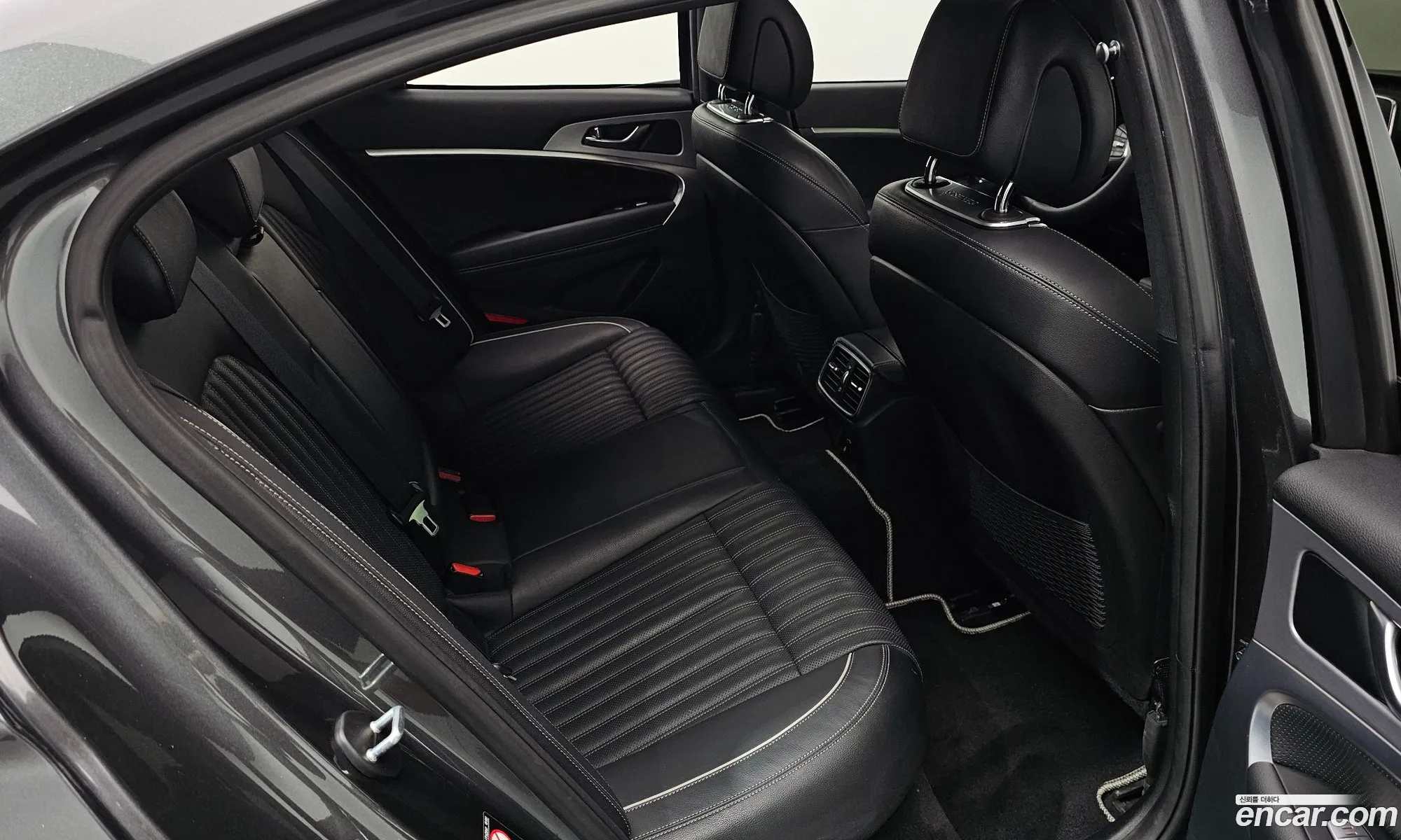 Genesis G70 2018 — 3