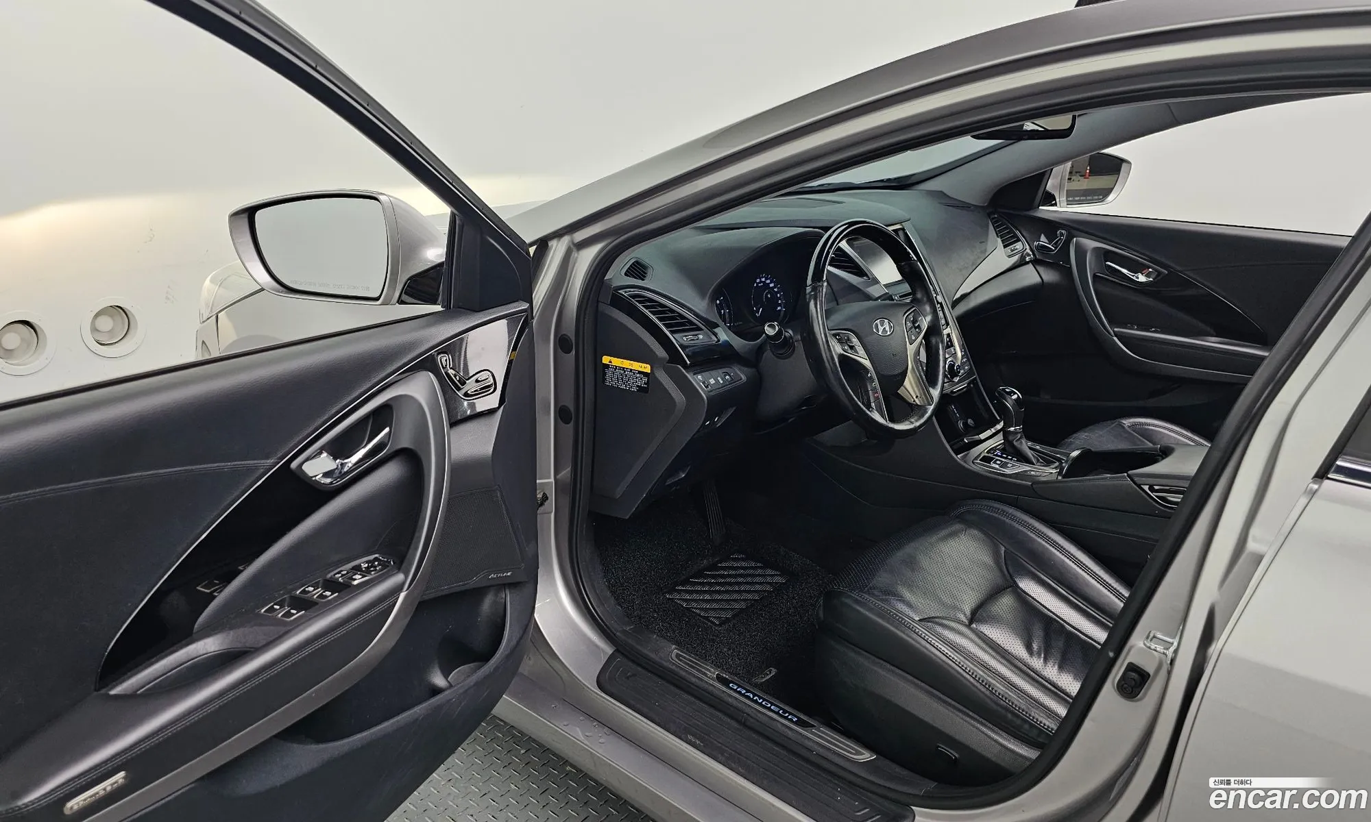 Hyundai Grandeur HG 2013 — 10