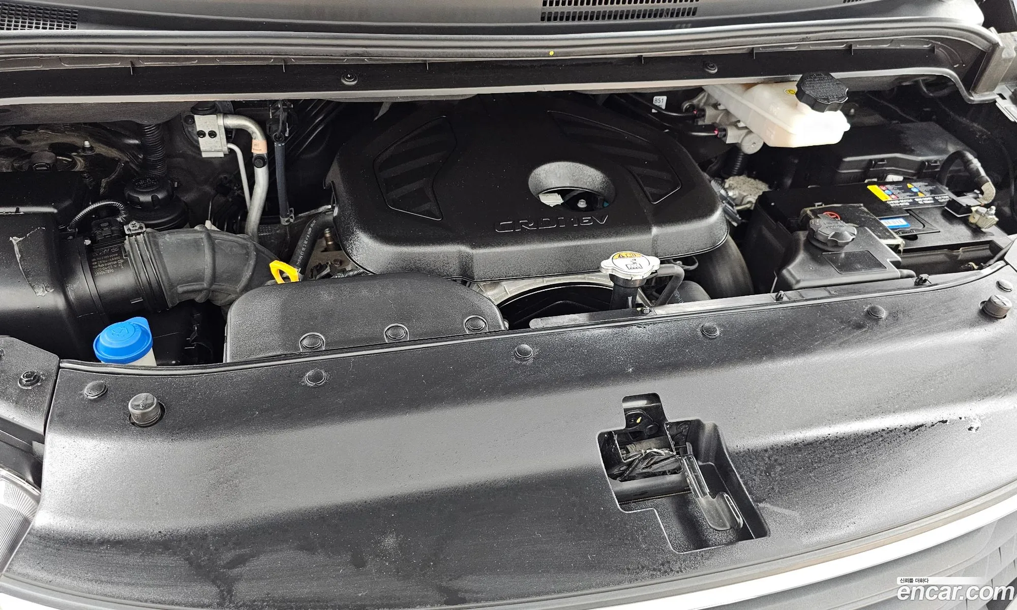 Hyundai Grand Starex 2020 — 17