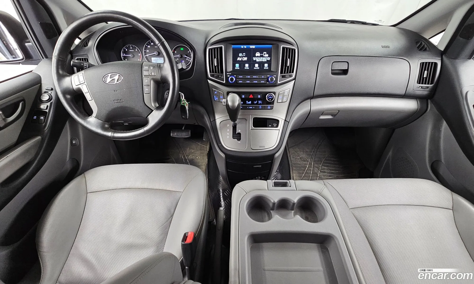 Hyundai Grand Starex 2020 — 16
